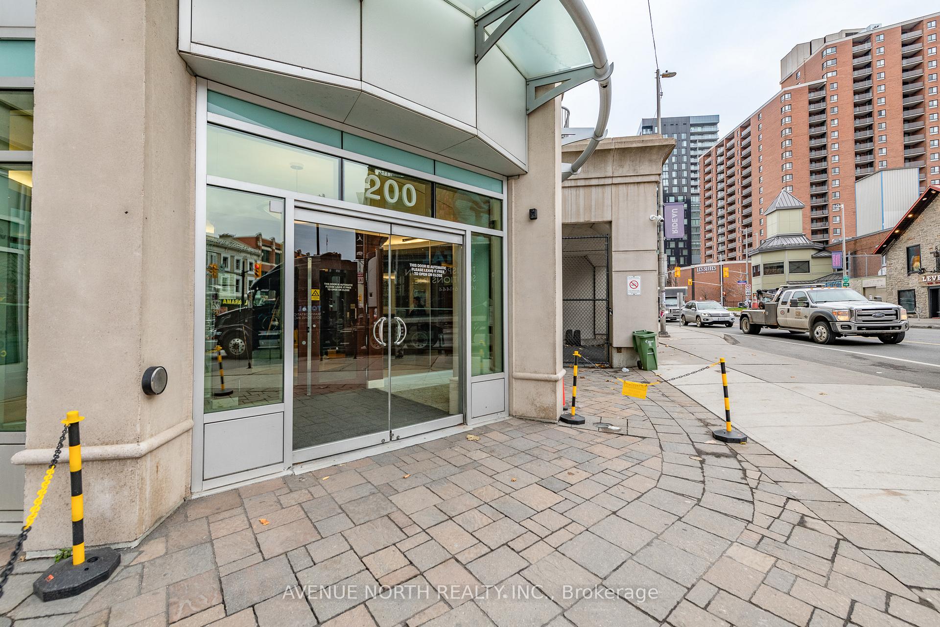 200 Rideau Street 912, Lower Town - Sandy Hill — photo 2 of 5