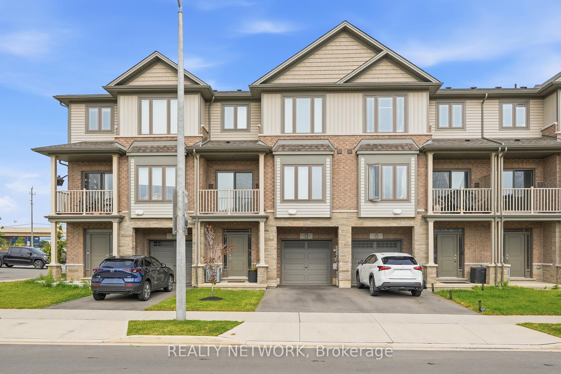 13 Rachel Drive, Hamilton, ON L8E 0K6