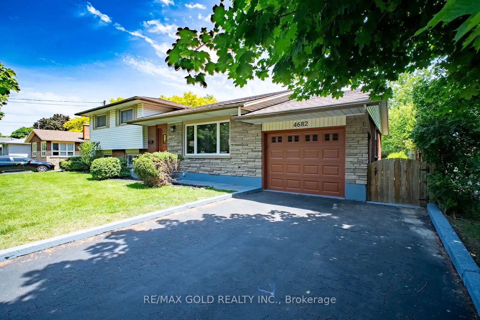 4682 Pinedale Drive, Niagara Falls, ON L2E 6M8