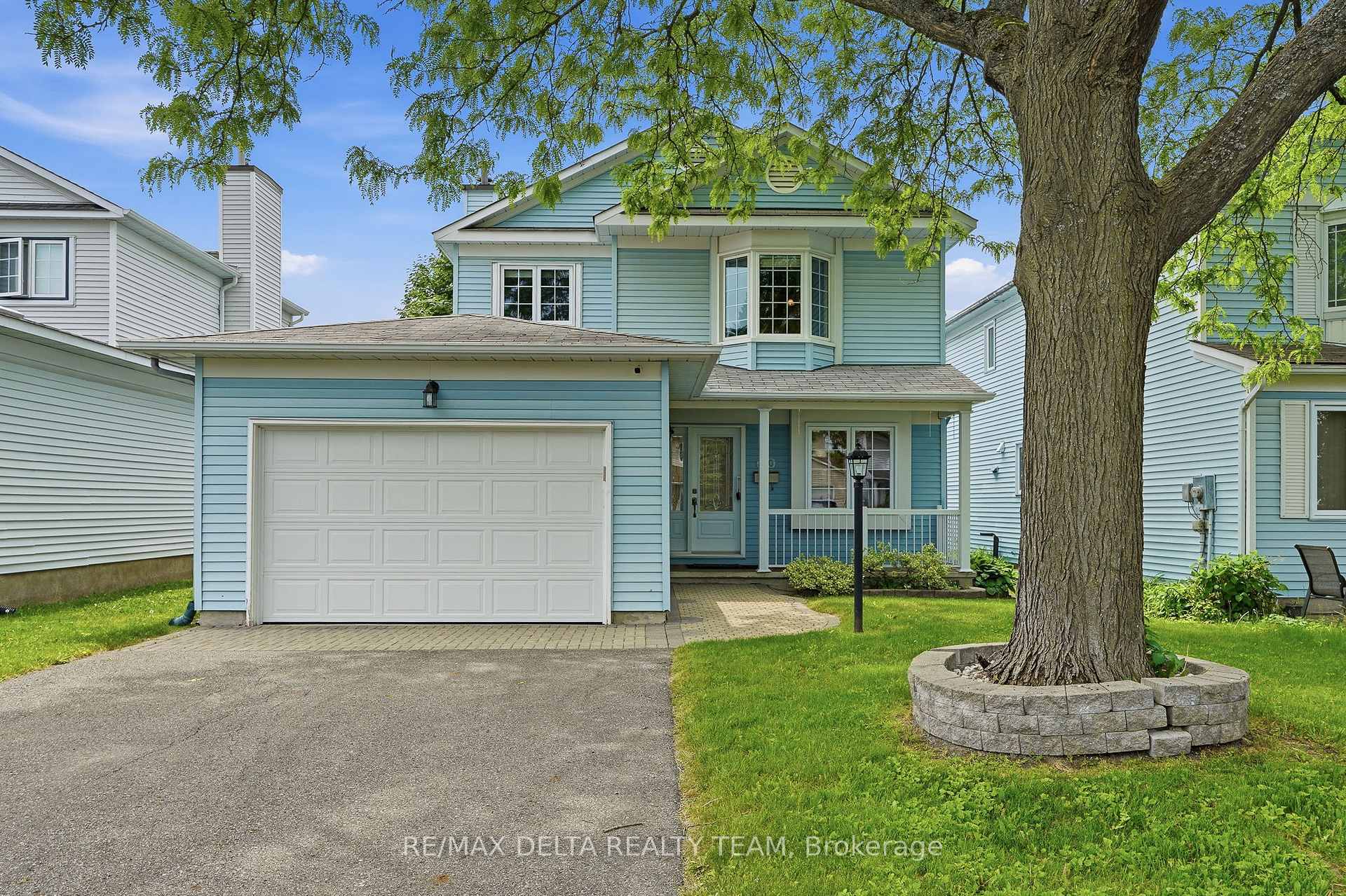 310 Mceachern Crescent, Orleans - Cumberland and Area, ON K1E 3K2