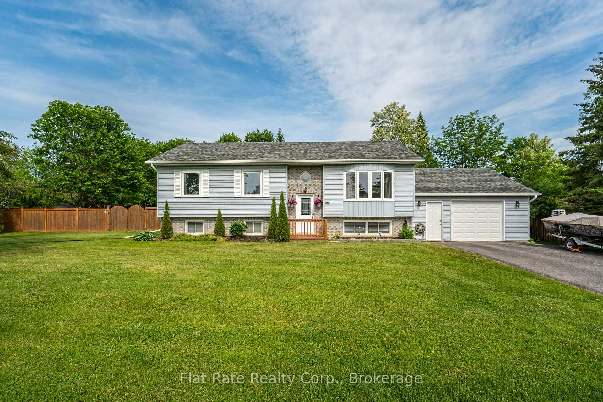 109 PINECREST Avenue, Otonabee-South Monaghan, ON K0L 2G0