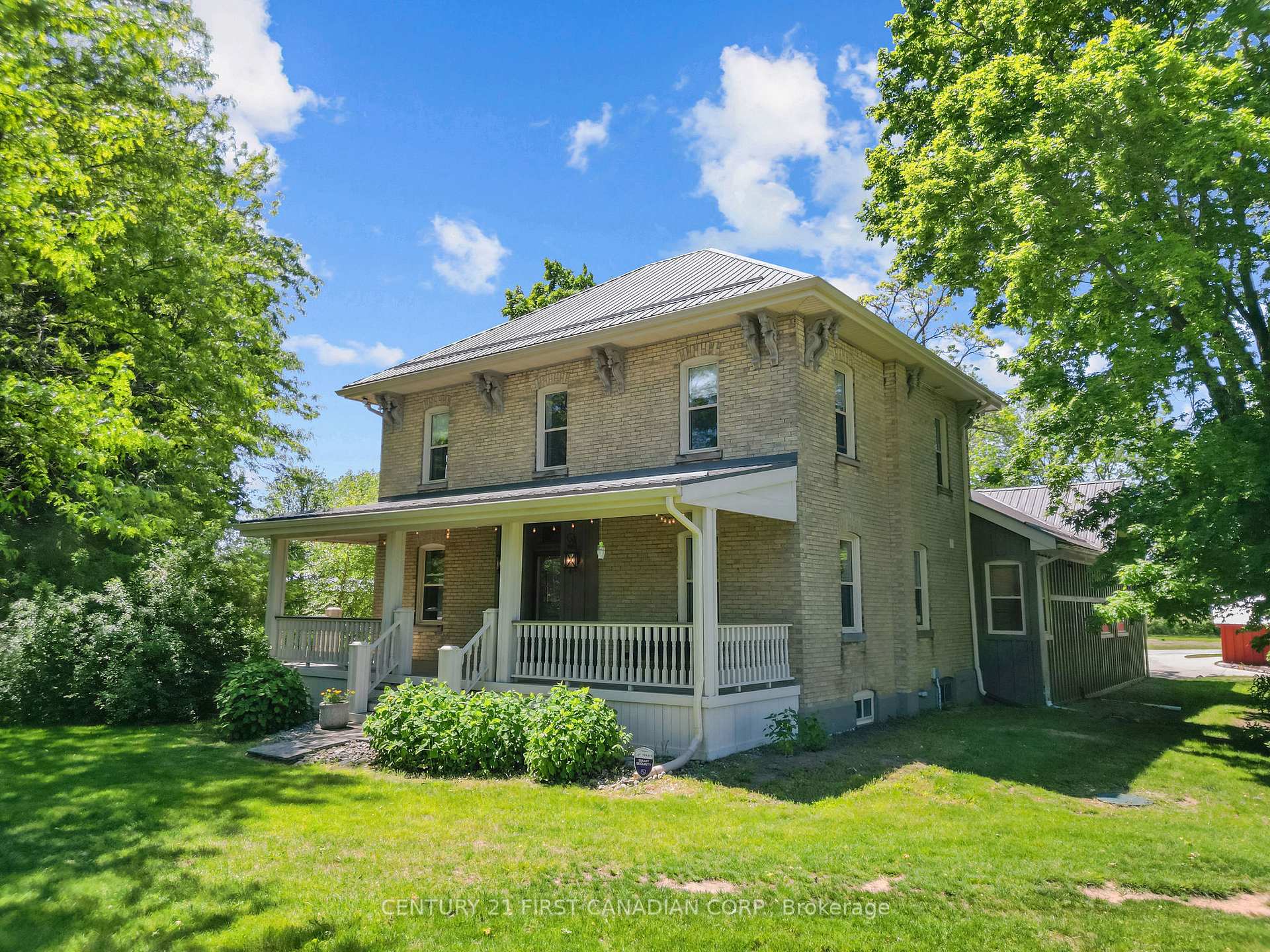 8346 PARKHOUSE Drive, Strathroy-Caradoc, ON N0L 1W0