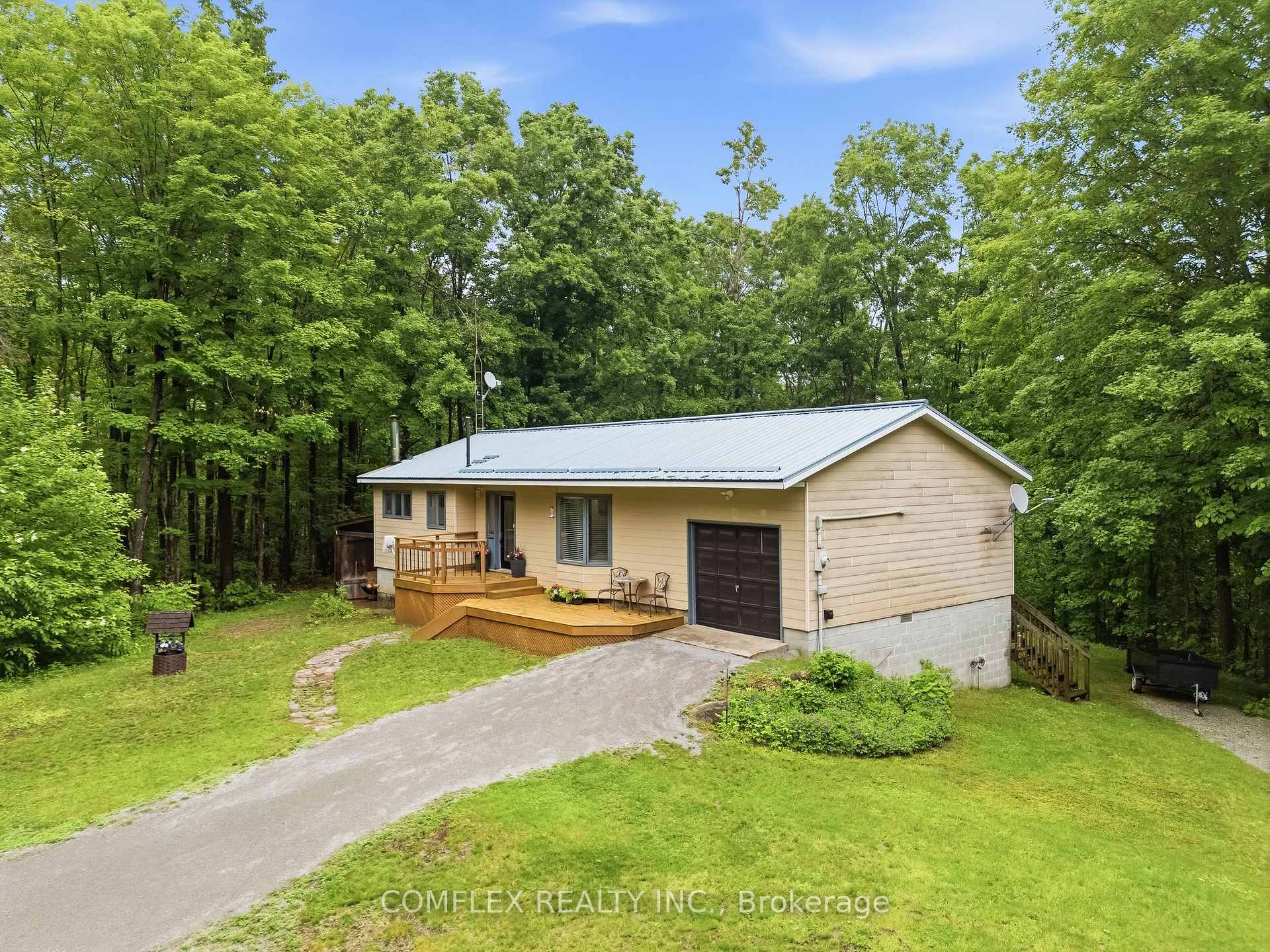 1354 Clear Lake Road, Minden Hills — photo 3 of 5