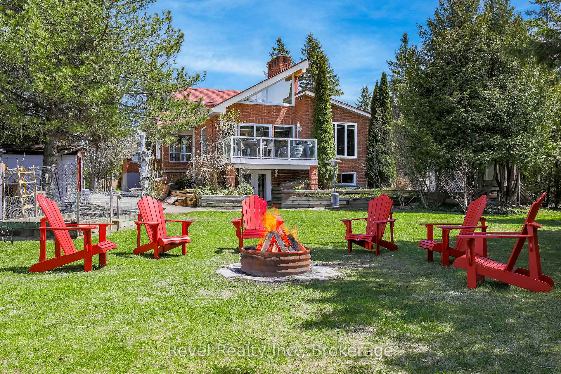 27 Cedar Crescent, Kawartha Lakes, ON L0B 1K0