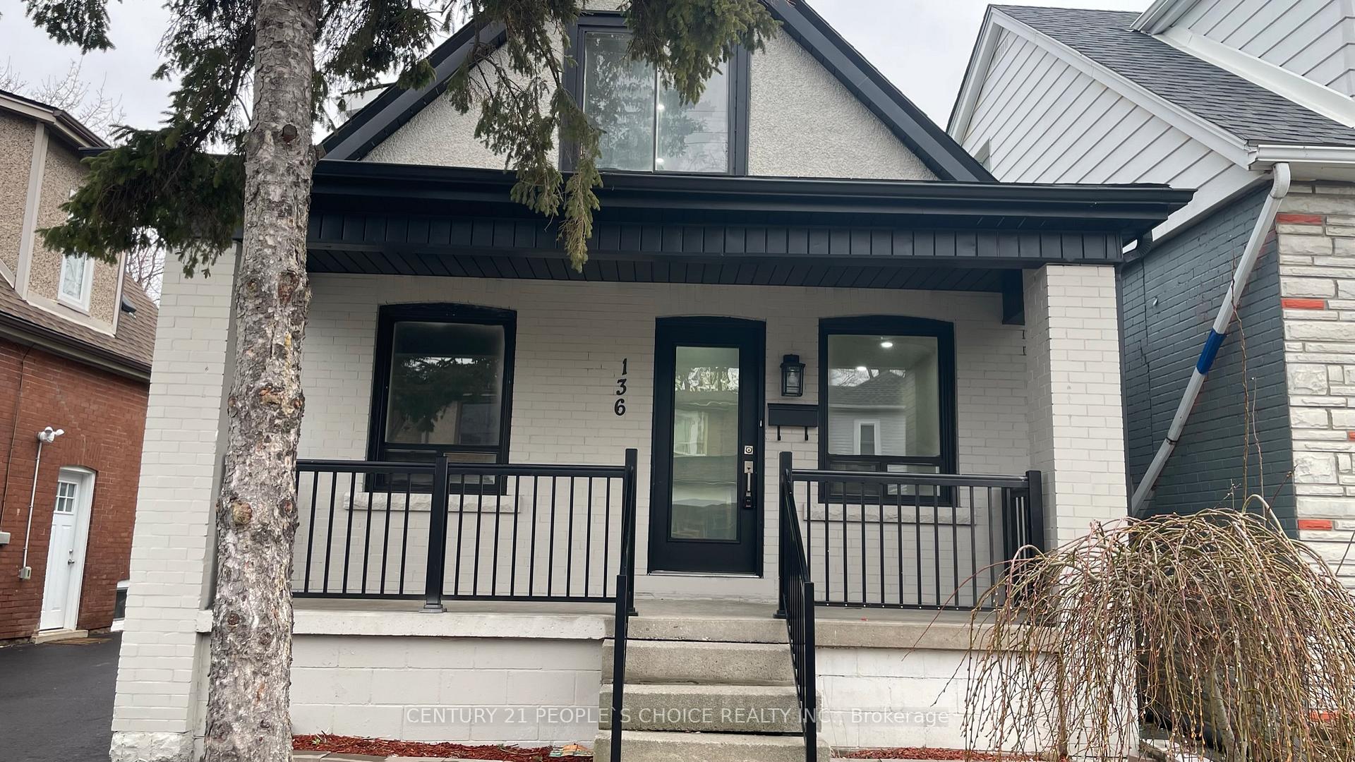 136 Edgemont Street N, Hamilton, ON L8H 4E1