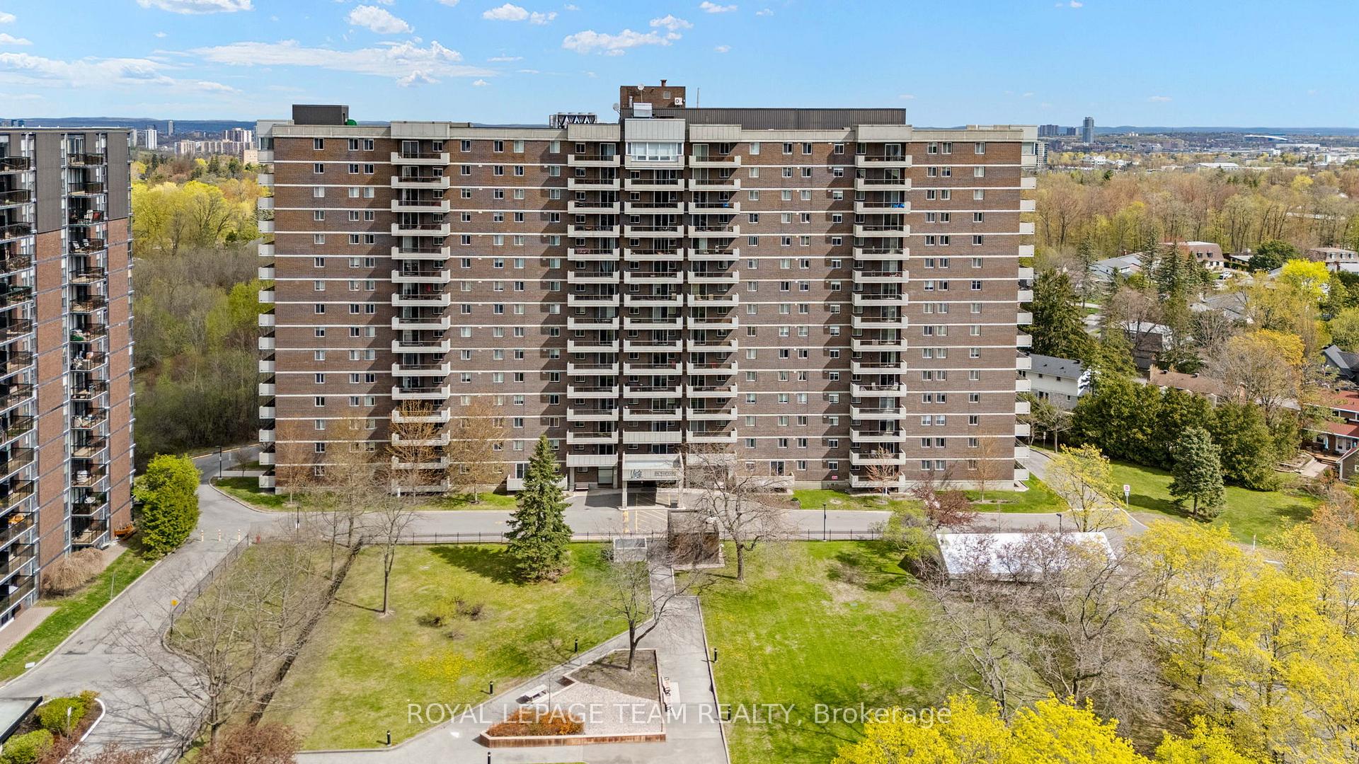 1705 Playfair Drive 402, Alta Vista and Area, ON K1H 8P6