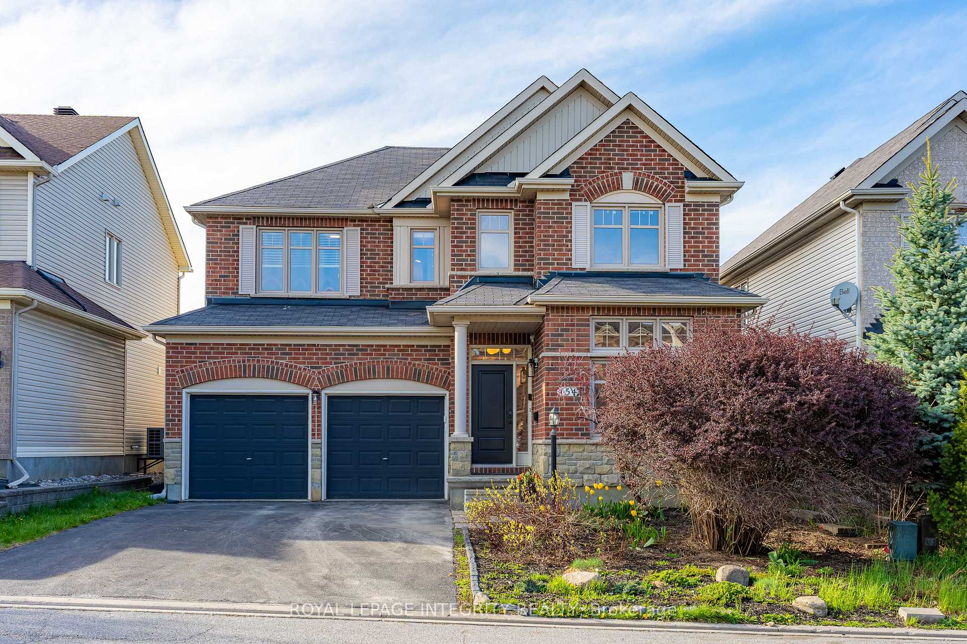 154 Rodeo Drive, Barrhaven, ON K2J 5K7
