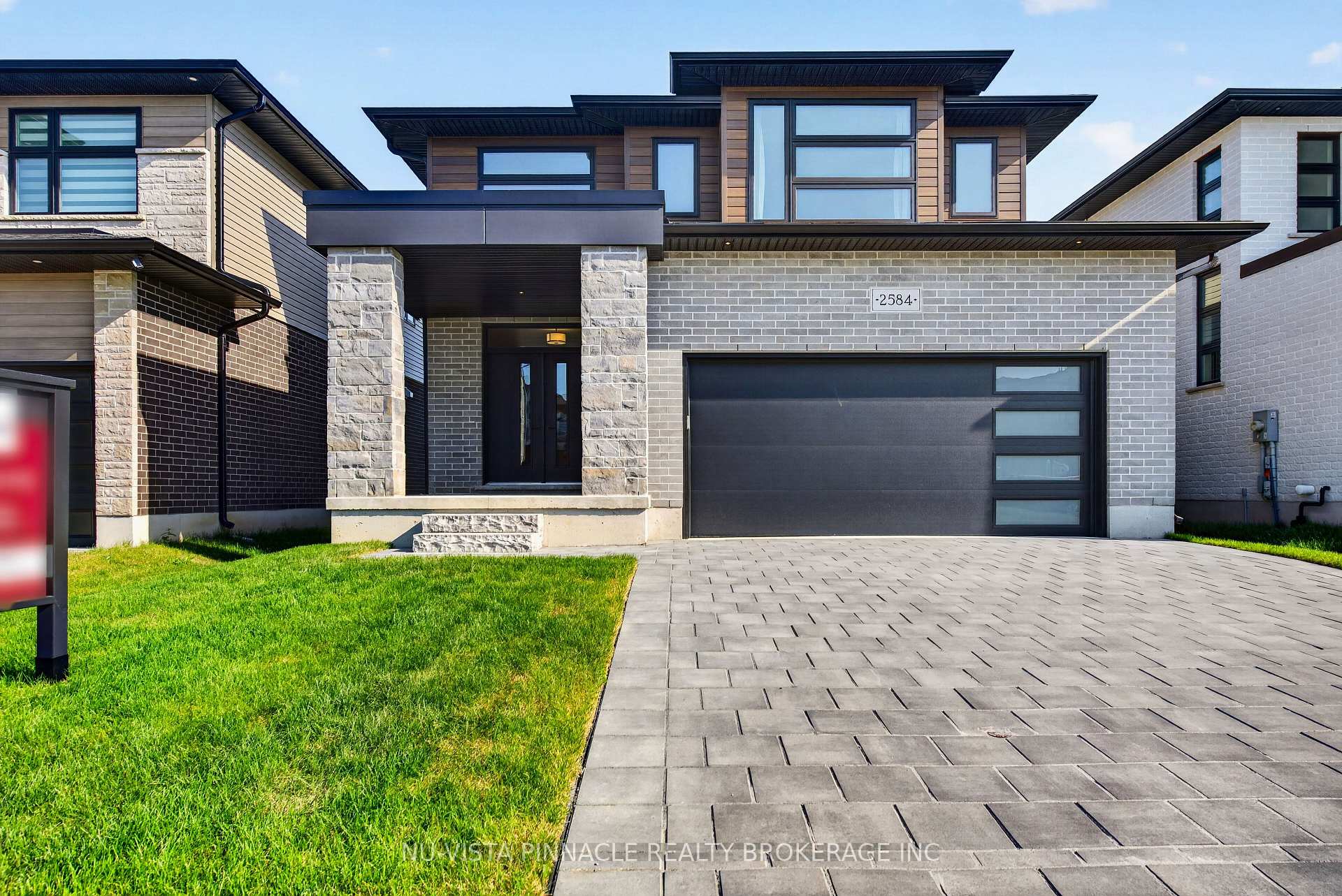 2584 Buroak Drive, London North, ON N6G 3W1