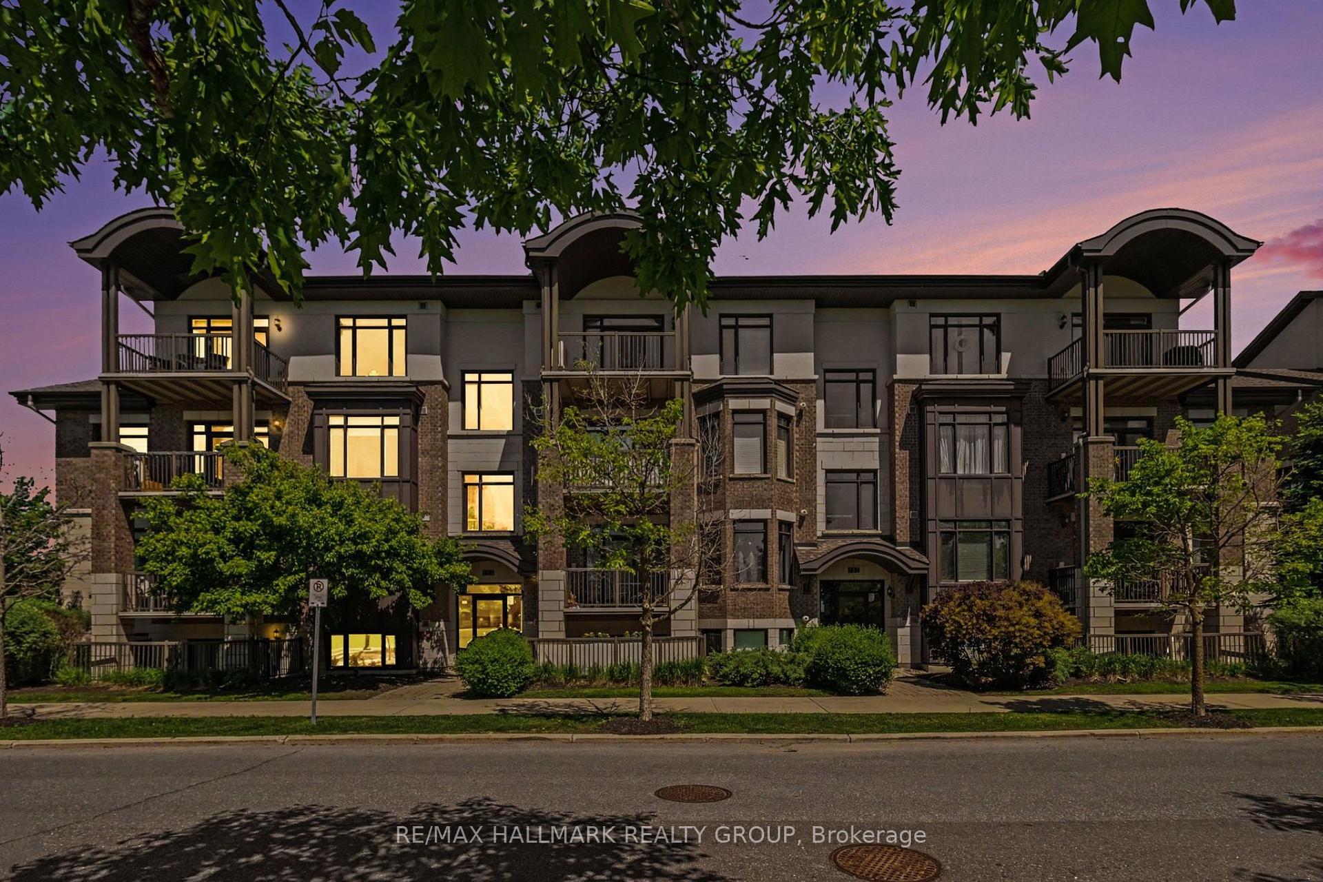 755 Beauparc Private 303, Cyrville - Carson Grove - Pineview, ON K1J 0B5