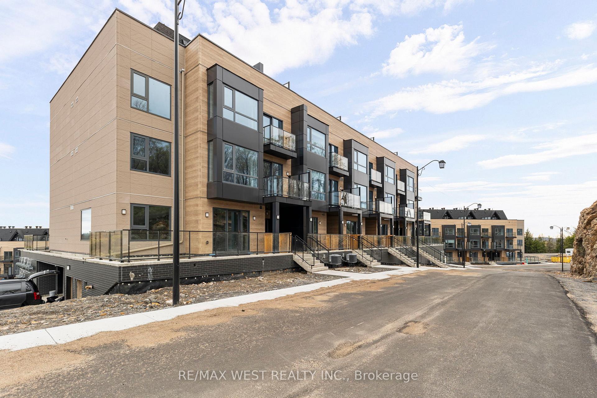 119 Town Line Road D208, Huntsville, ON P1H 1S7 — Huntsville, Ontario