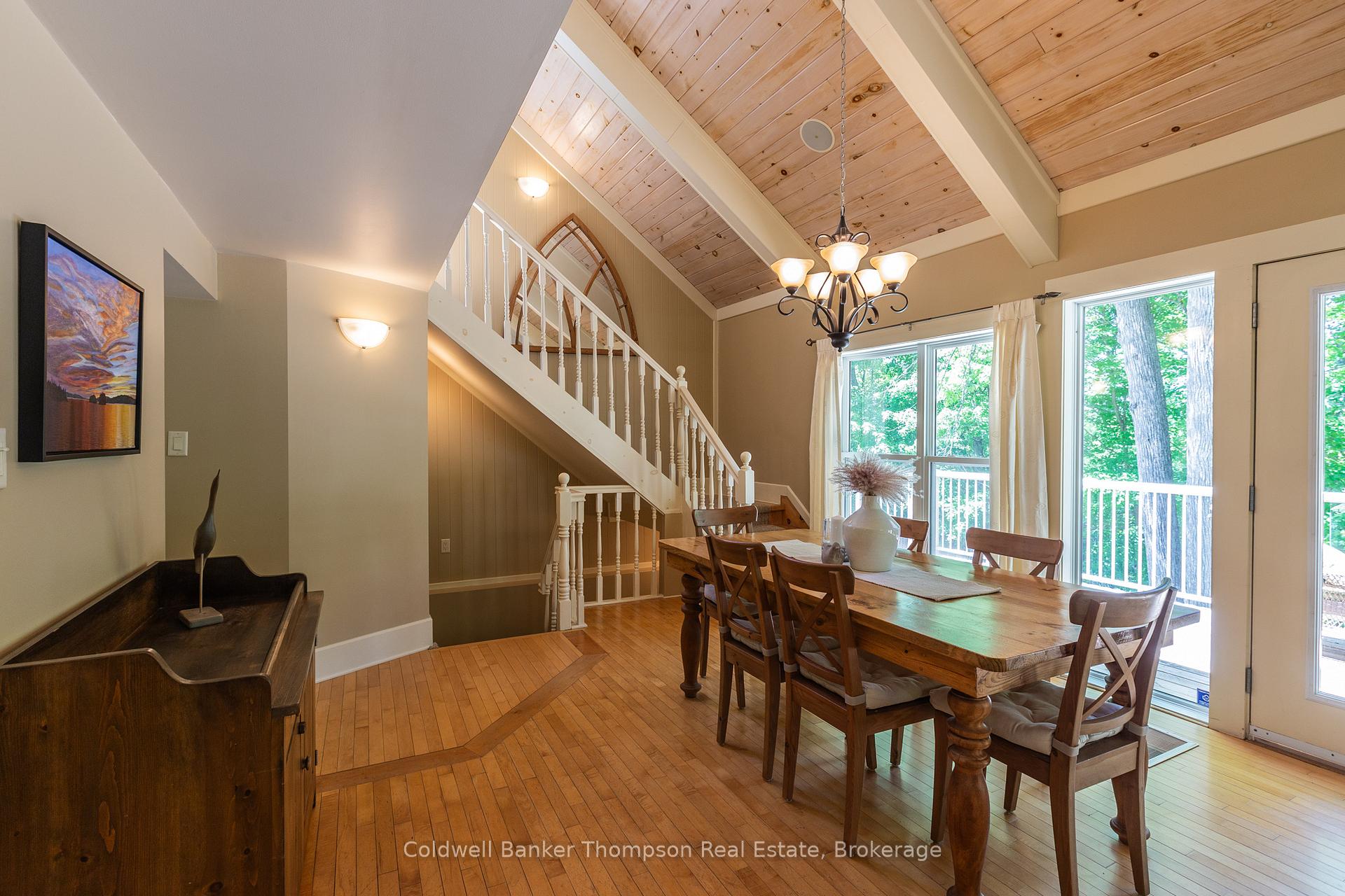 312 Swallowdale Road, Huntsville — photo 4 of 5