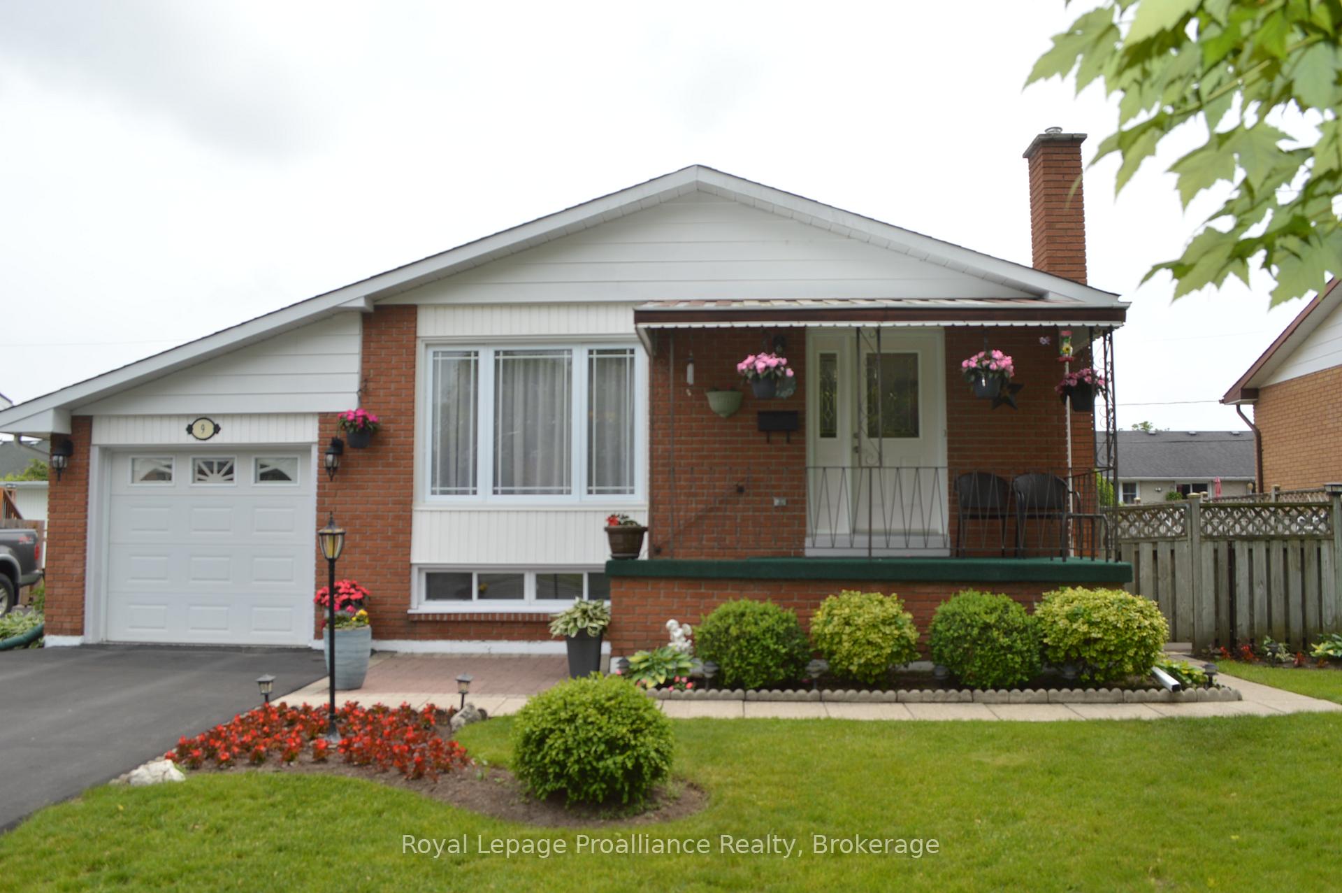 9 Austin Street, Quinte West, ON K8V 1Z2