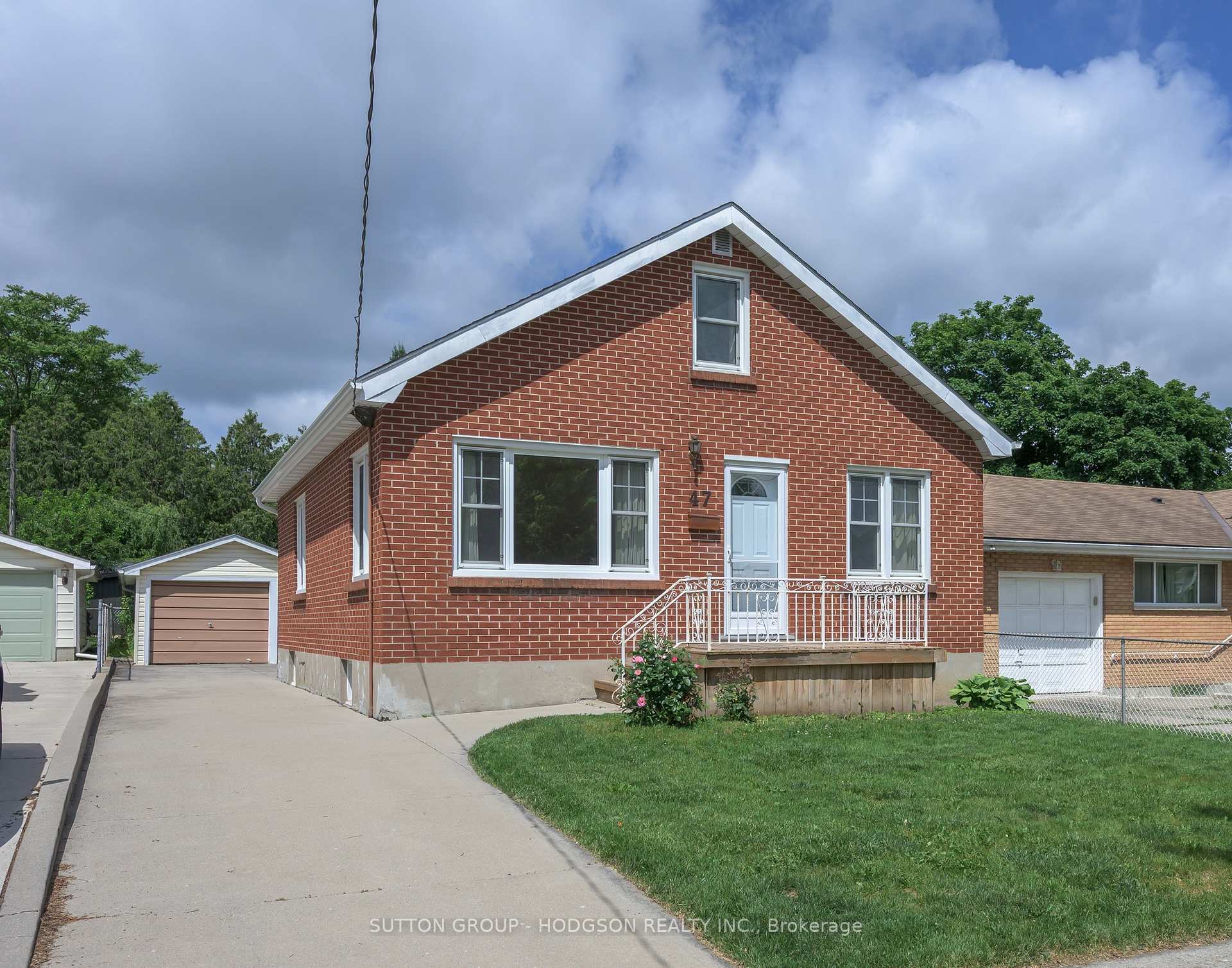 47 MacKay Avenue, London South, ON N6J 2V2