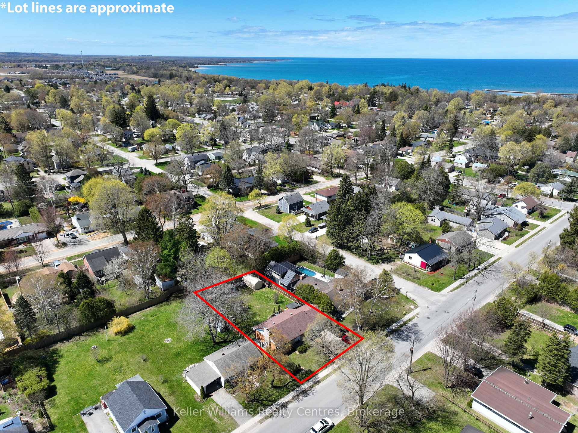 458 Market Street, Saugeen Shores — photo 4 of 5