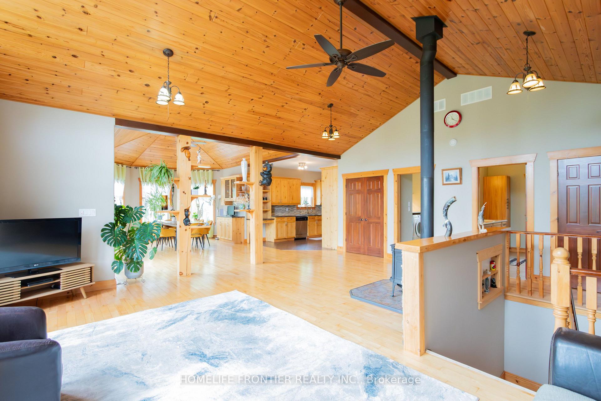 1019 Silk Lane, Minden Hills — photo 4 of 5