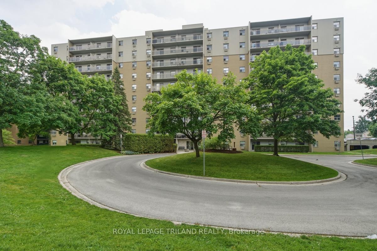 931 Wonderland Road S 312, London South, ON N6K 2X6