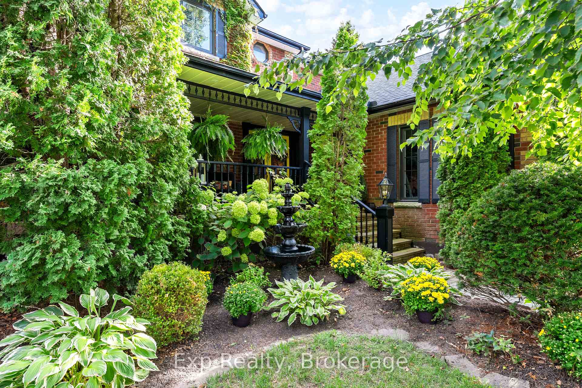 233 Huycke Street, Cobourg — photo 4 of 5