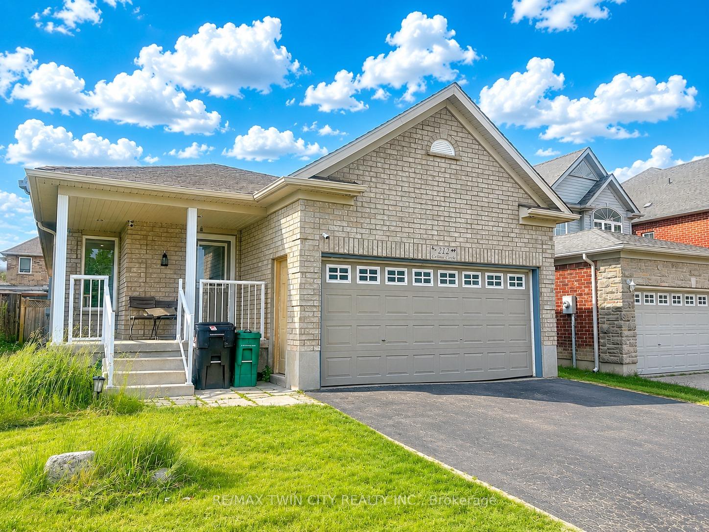 212 Colton Circle, Kitchener, ON N2A 4K2