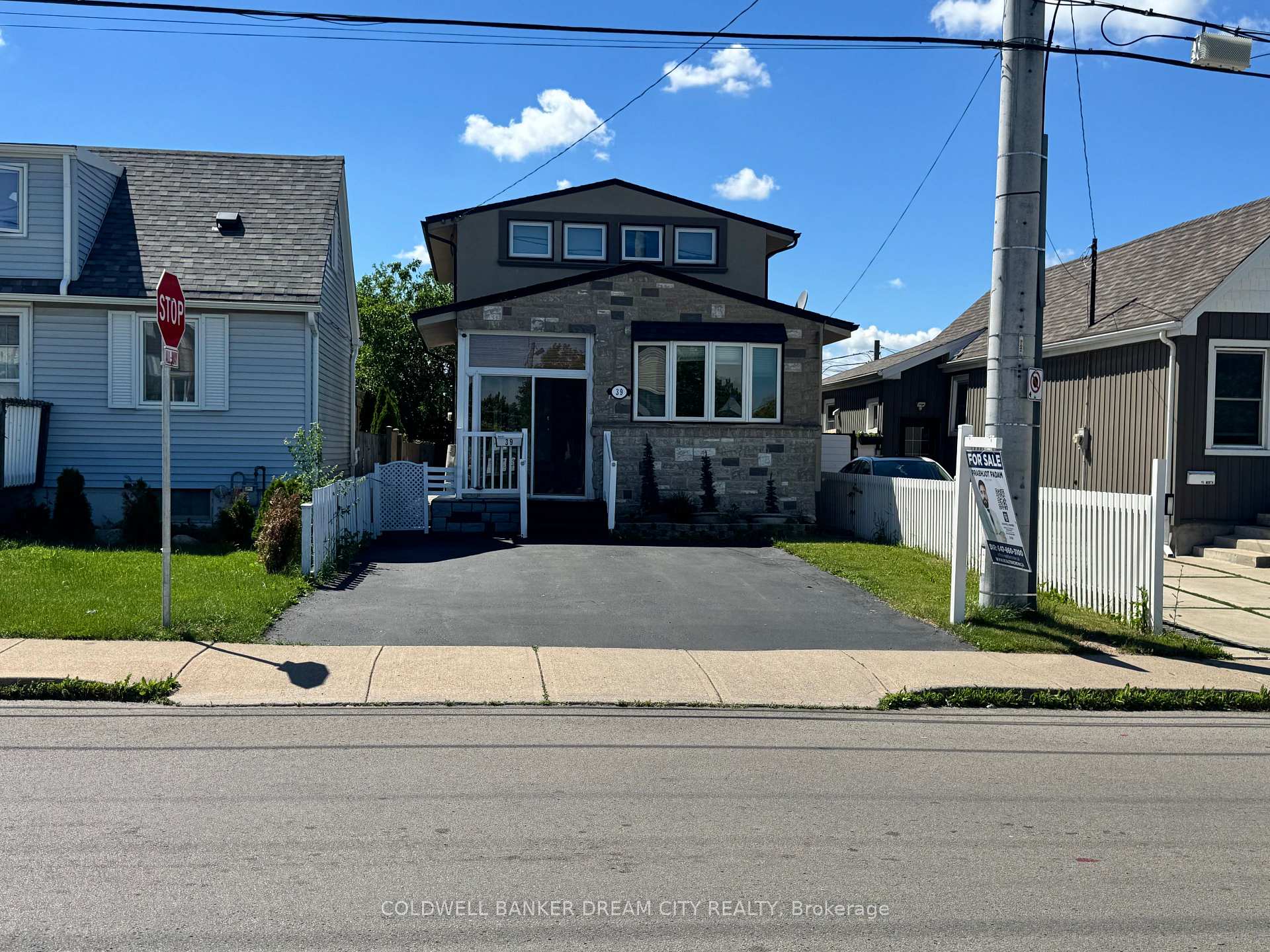 39 Reid Avenue N, Hamilton, ON L8H 6C9