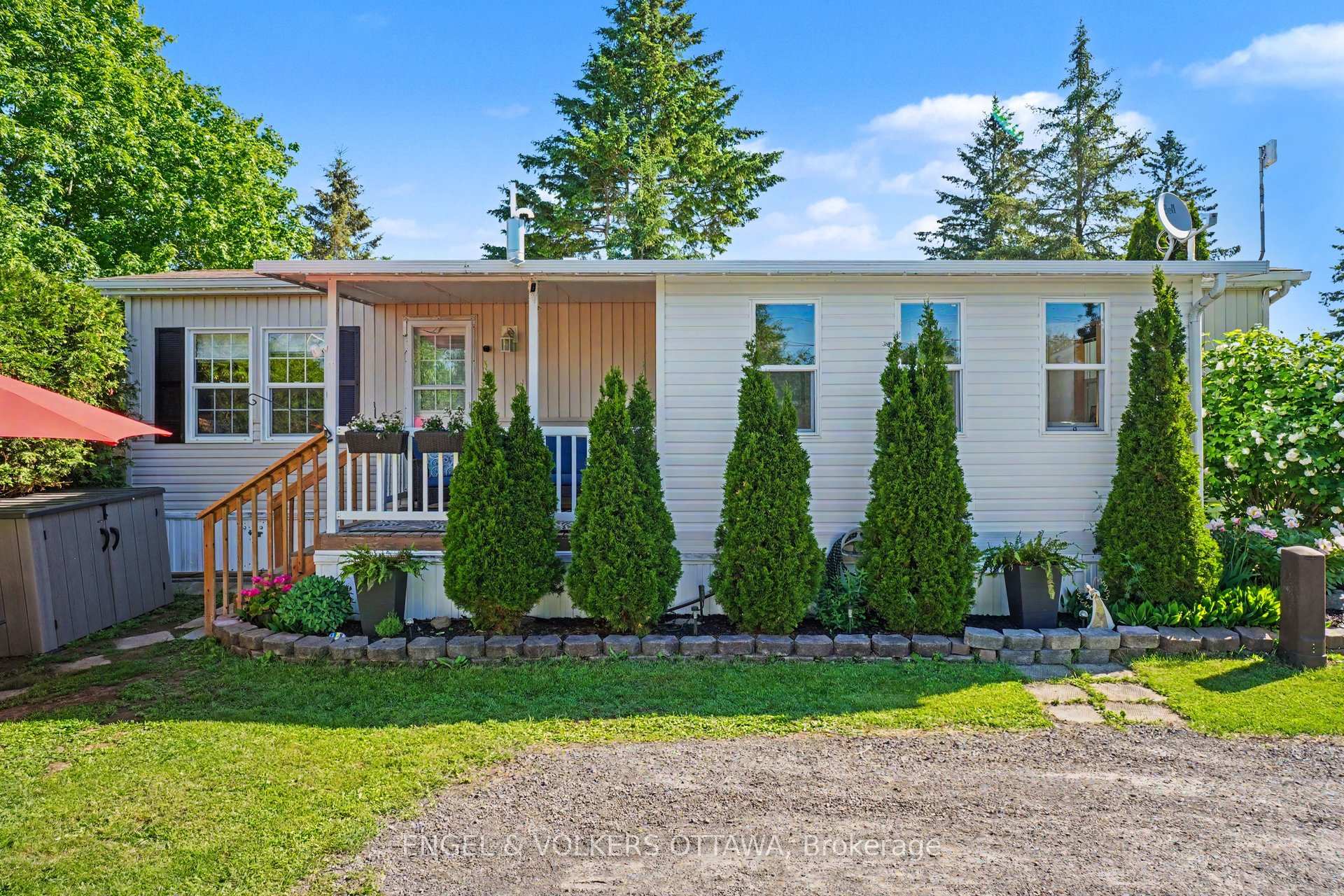 2 Kelly Sand Way, Stittsville - Munster - Richmond, ON K0A 1B0