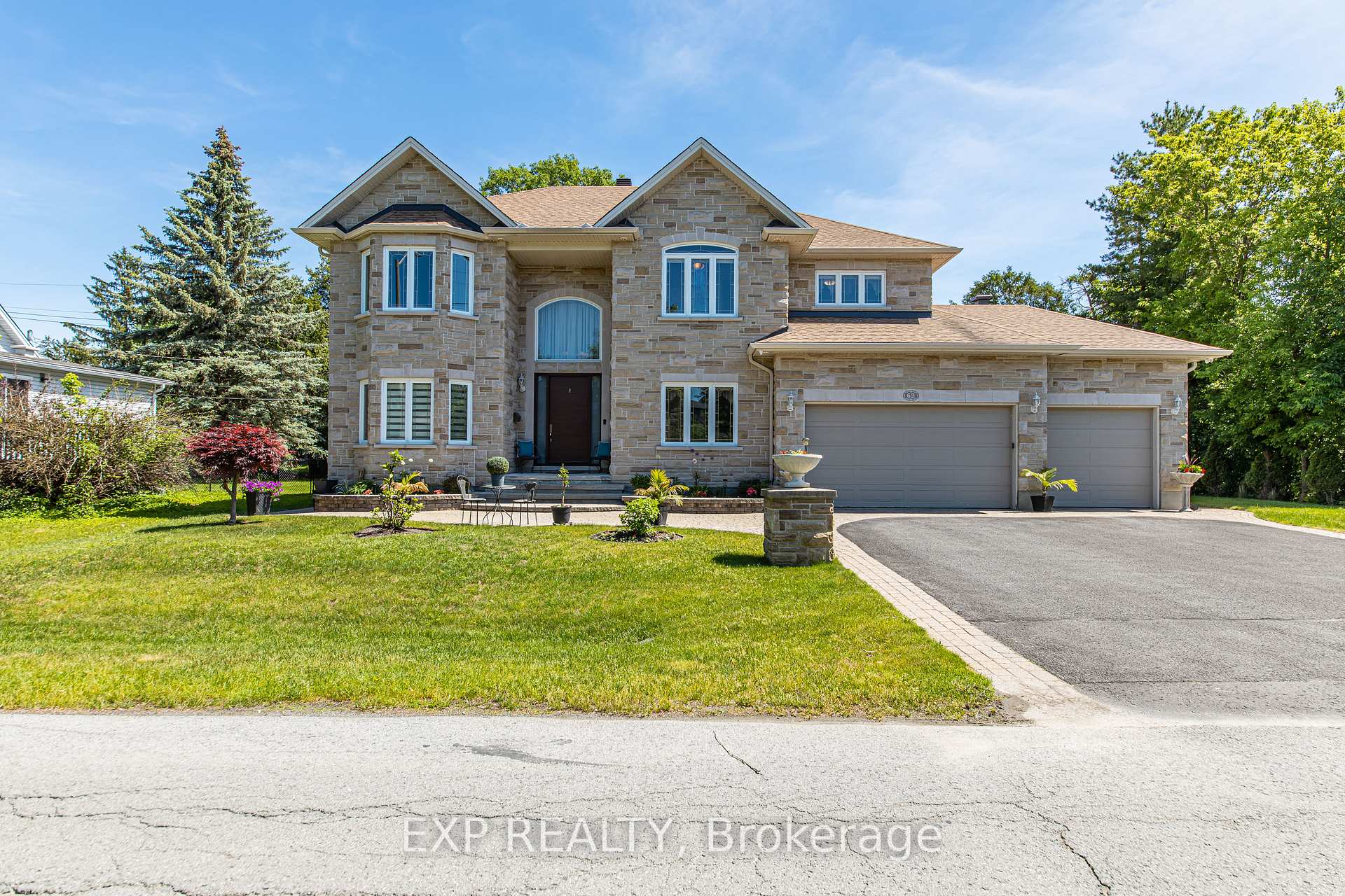 62 Lotta Avenue, Meadowlands - Crestview and Area, ON K2G 2B5