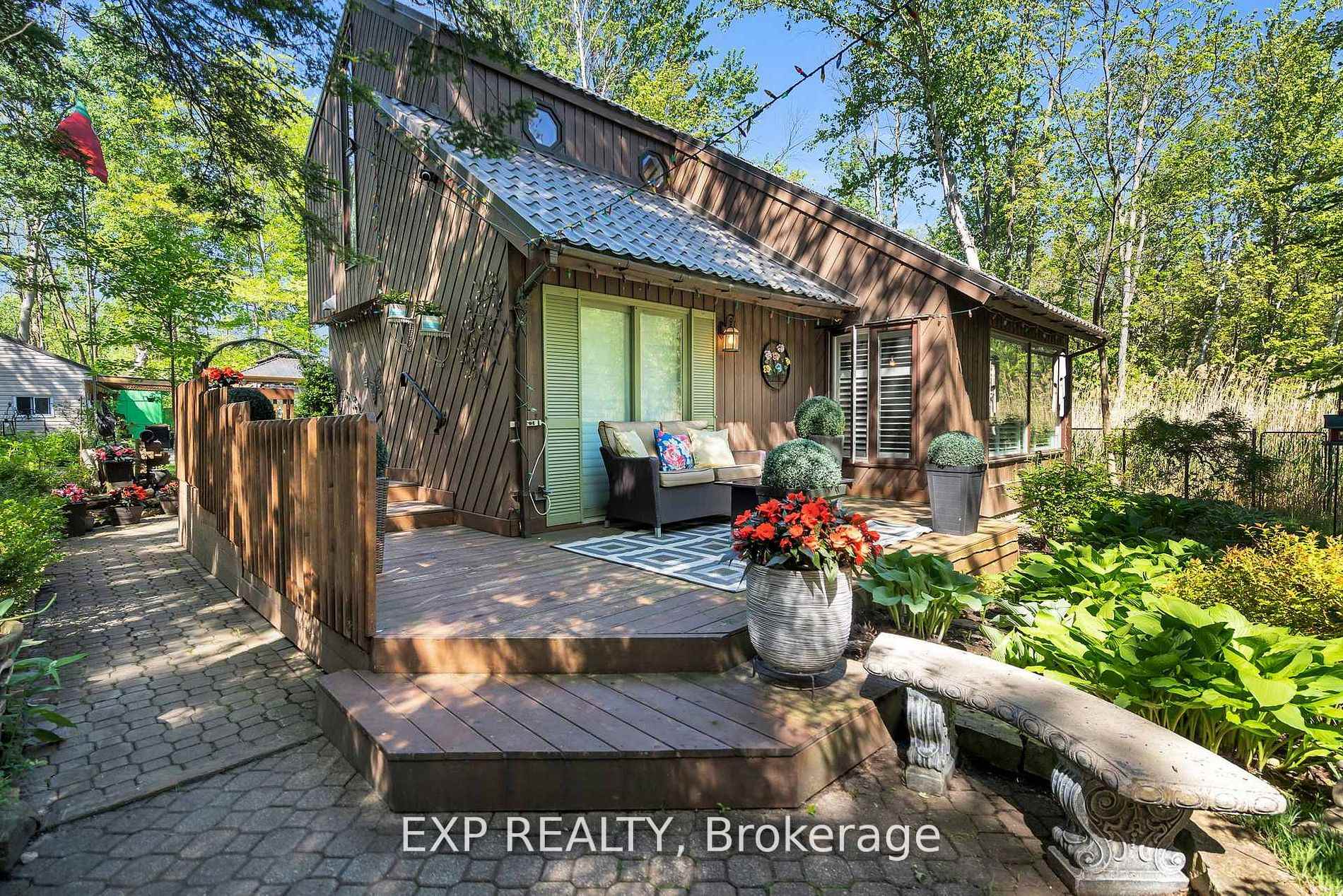 180 Brophy's Lane, Blue Mountains, ON L9Y 0K5