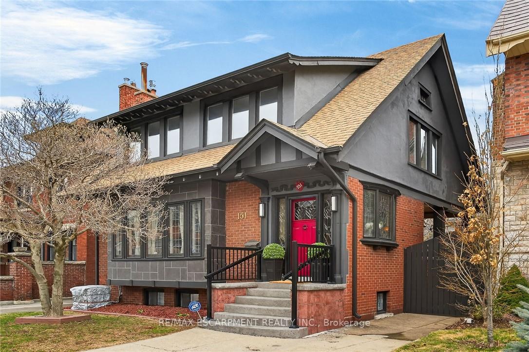 151 Holton Avenue S, Hamilton, ON L8M 2L6