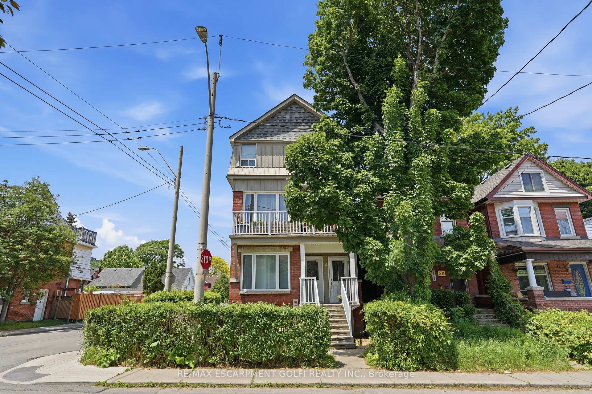 52 Cedar Avenue, Hamilton, ON L8M 3A5