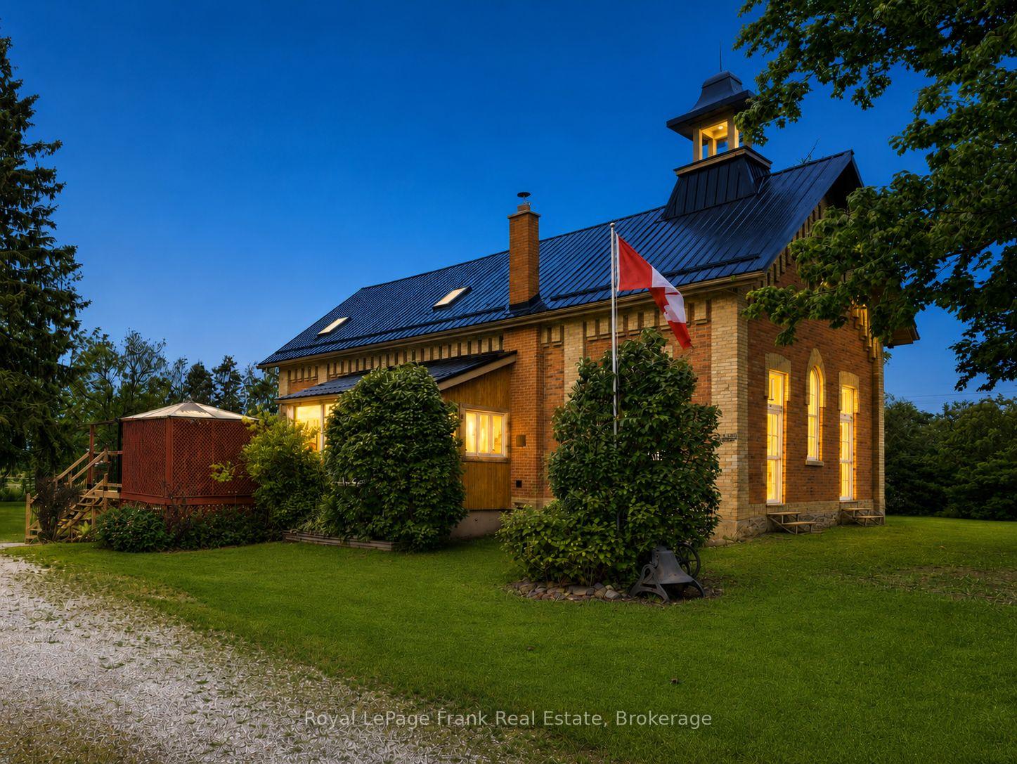 1229 The Glen Road, Kawartha Lakes, ON K0M 2T0