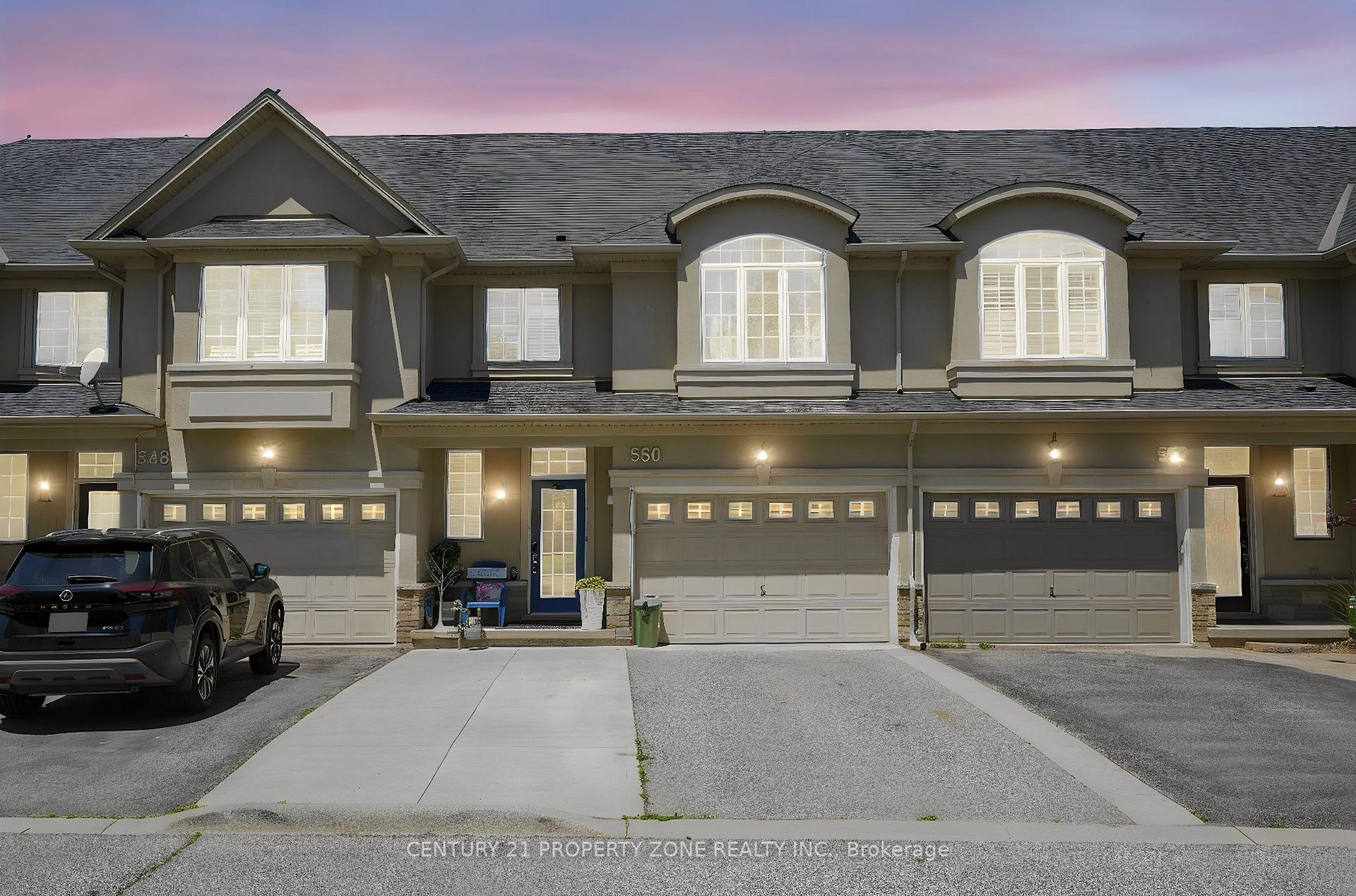 550 Stonehenge Drive, Hamilton, ON L9K 0B2