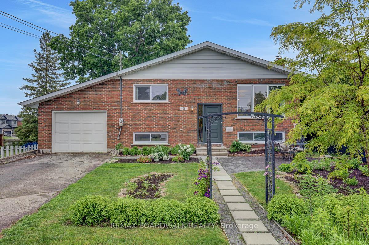 101 Park Avenue, Carleton Place, ON K7C 2H4