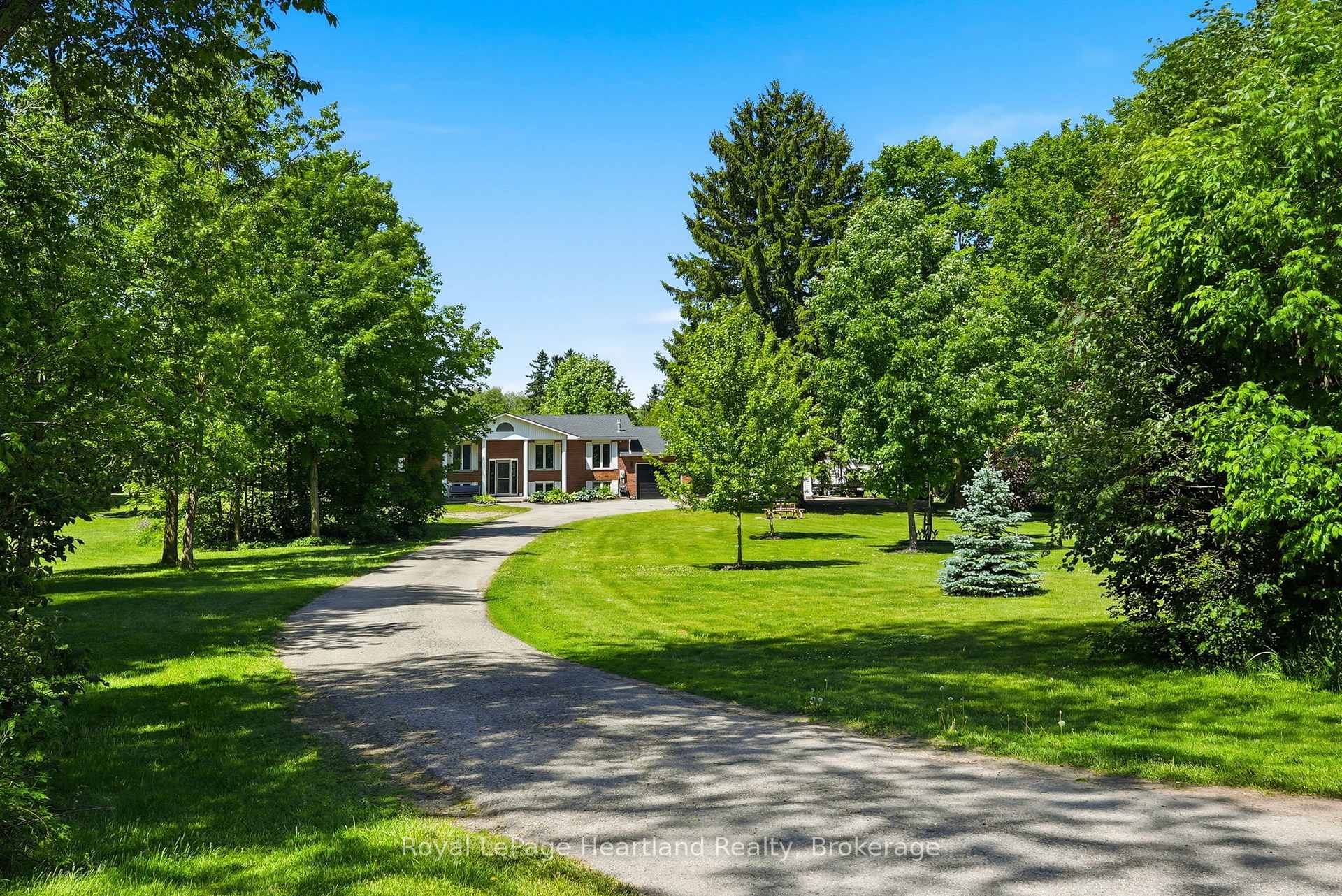 1041 Howick Street, Howick, ON N0G 2X0