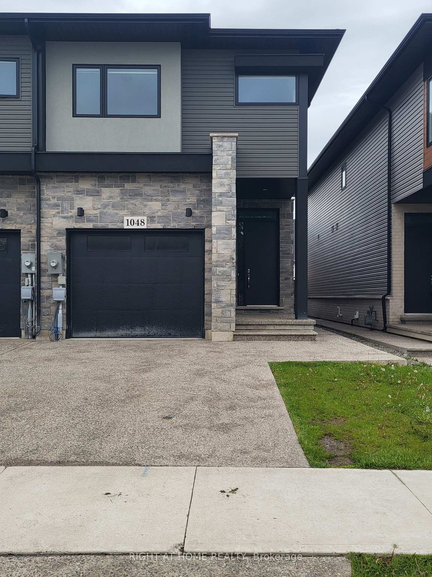 1048 Hansler Road Lower, Welland, ON L3C 7M5