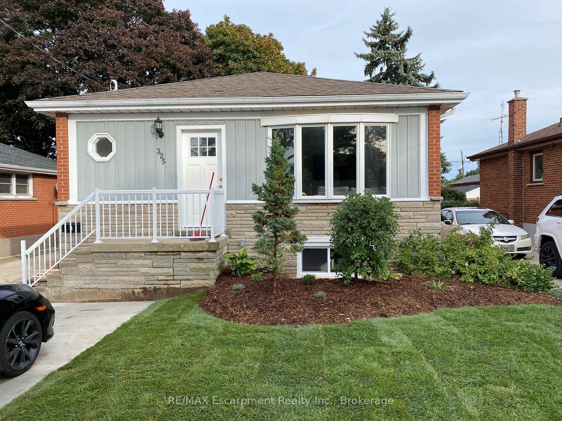325 EAST 32ND Street 2, Hamilton, ON L8V 3S8