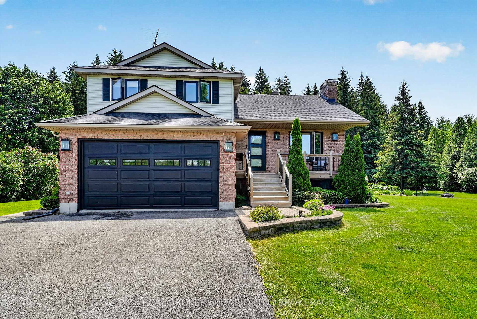 17034 County Rd 36 Road, South Stormont, ON K0C 2A0
