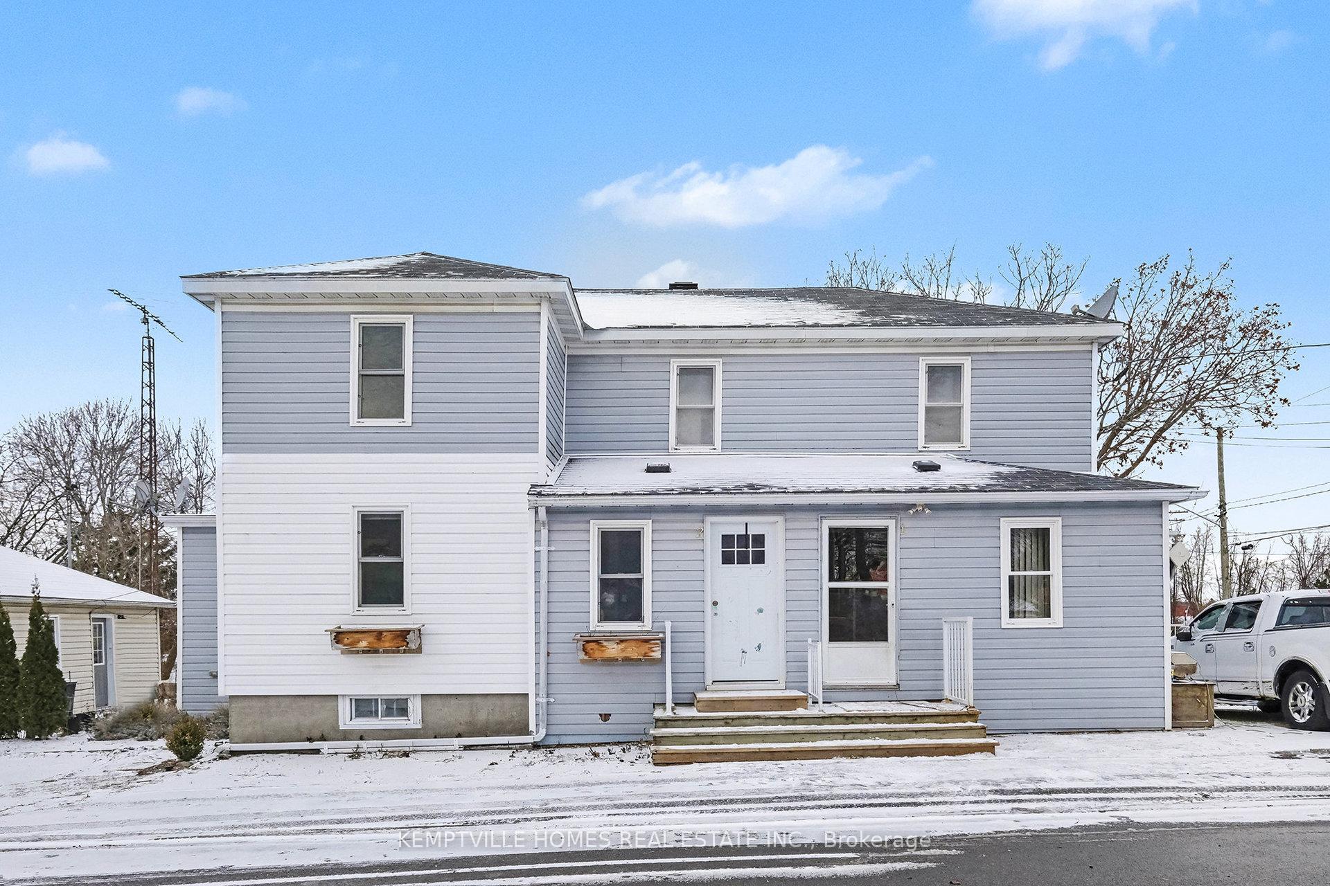 2-803 ST LAWRENCE Street 2, Prescott, ON K0E 1T0