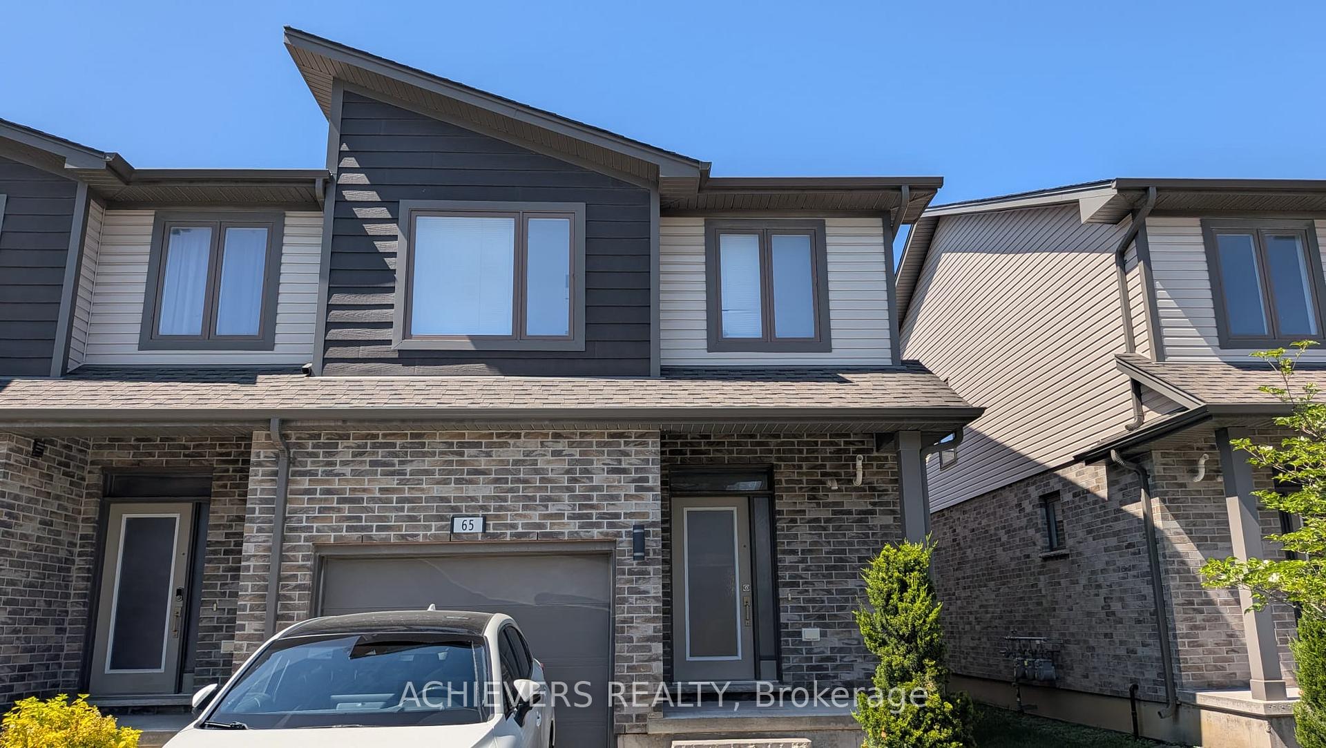 1960 Dalmagarry Road, London North, ON N6G 0T8