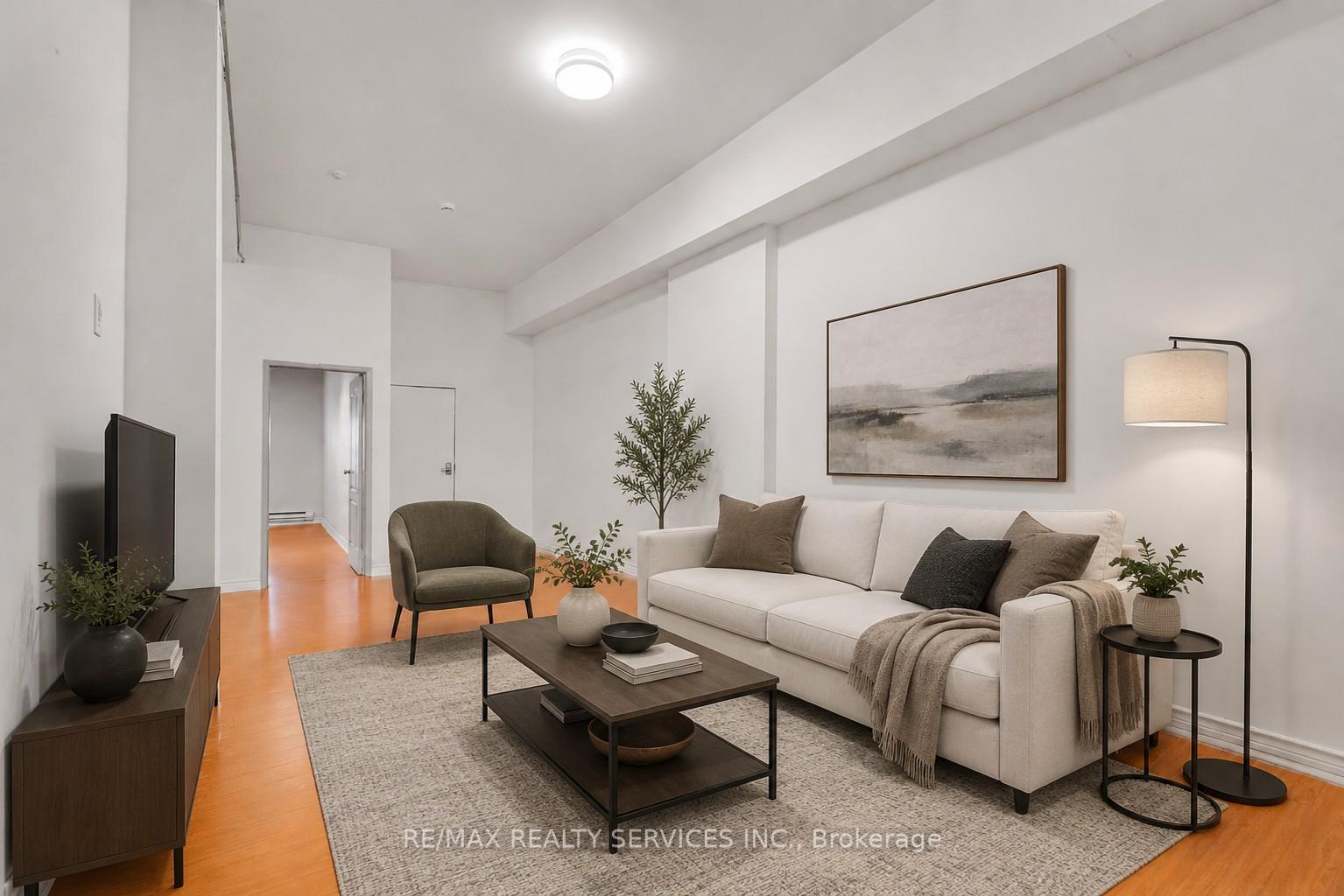 66 King Street E 6B, Hamilton, ON L8N 1A6