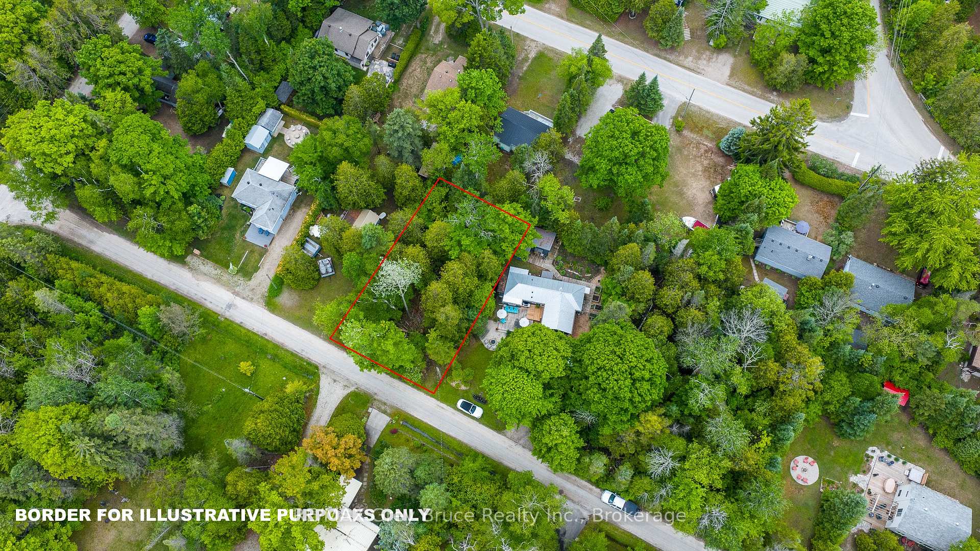 8 Toronto Avenue, South Bruce Peninsula, ON N0H 2G0