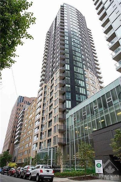 40 Nepean Street 2201, Ottawa Centre, ON K2P 0X5