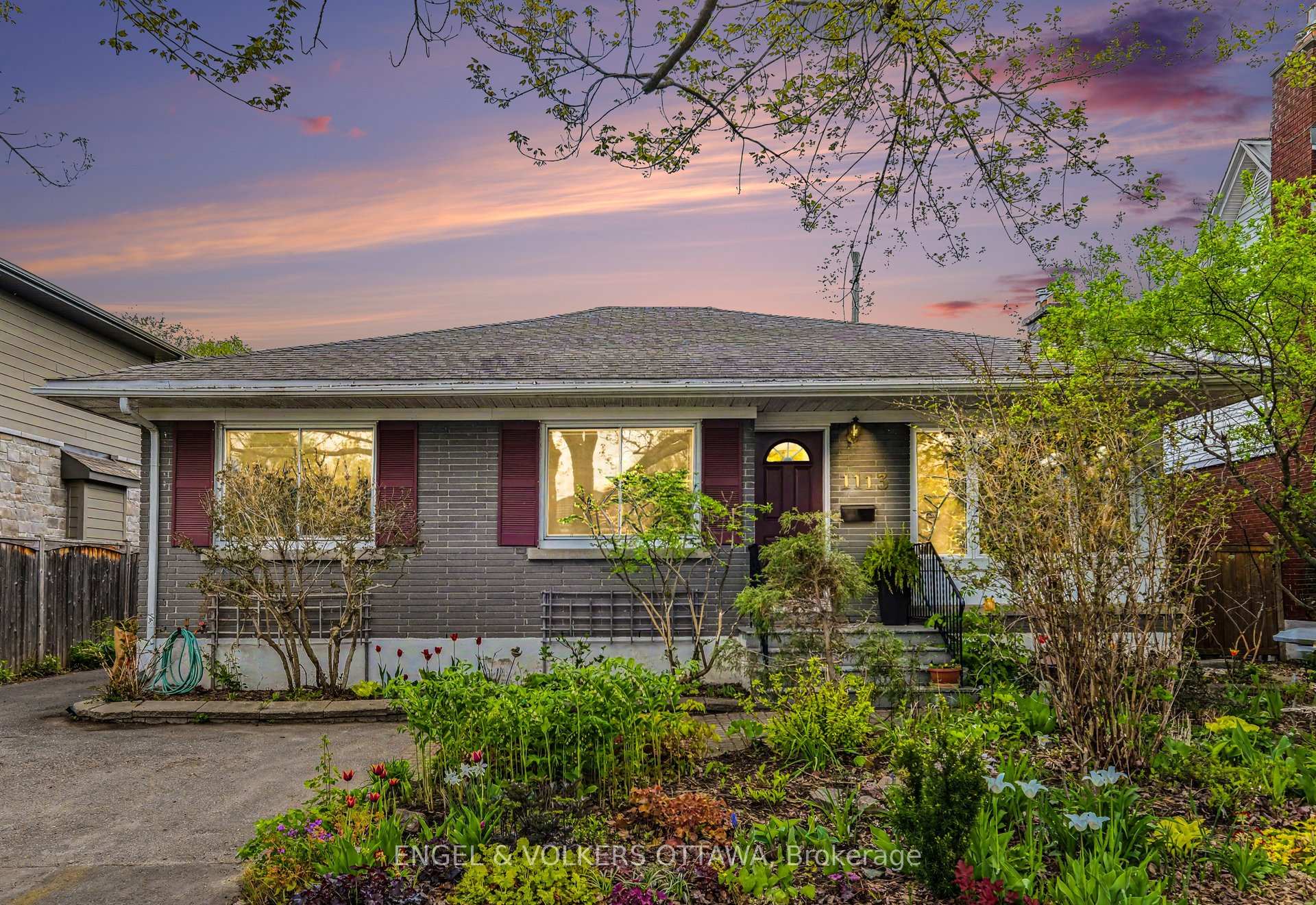 1113 Field Street, Belair Park - Copeland Park and Area, ON K2C 2P6