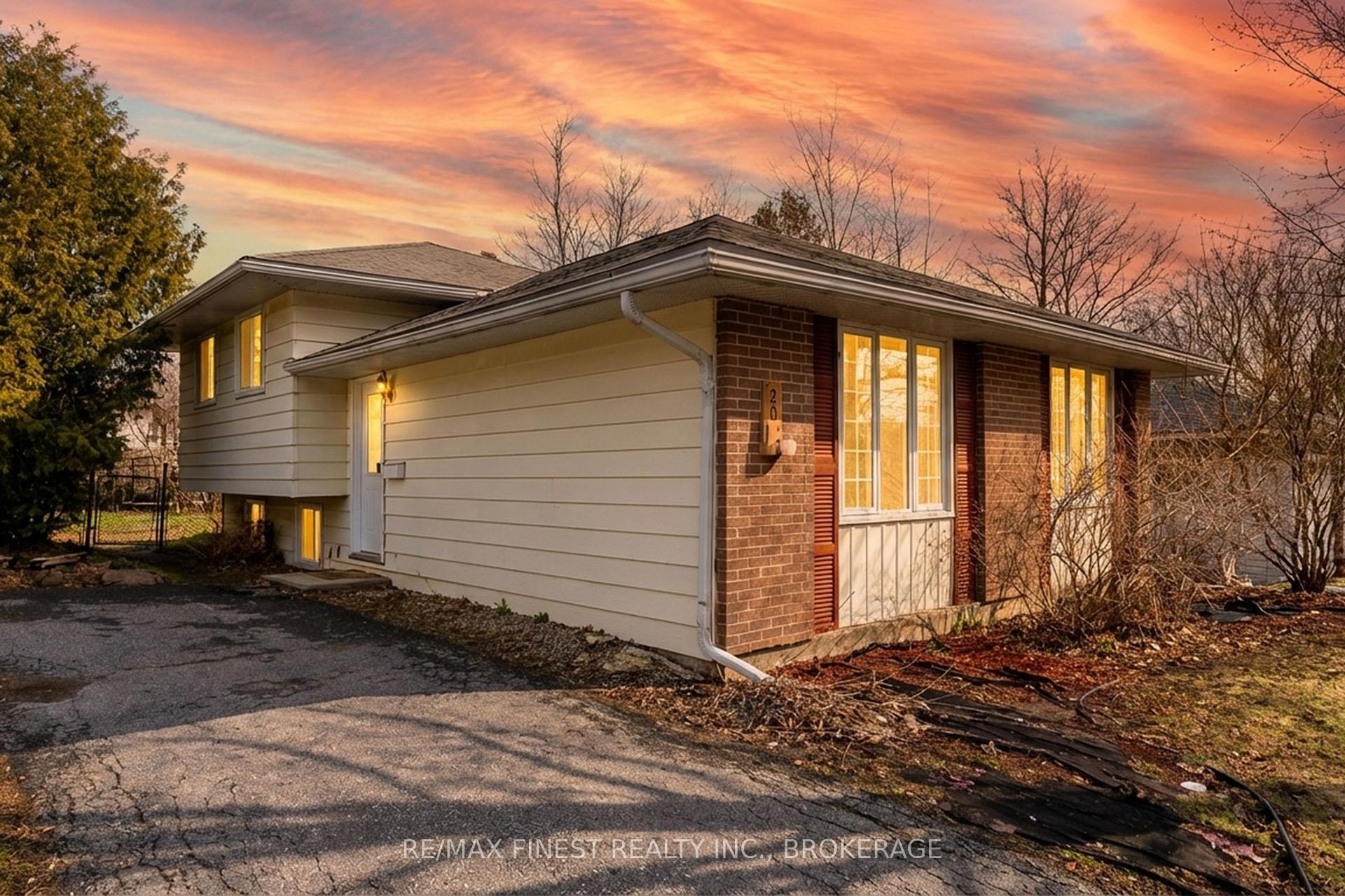 20 FOSTER Street, Kingston, ON K7M 6L6