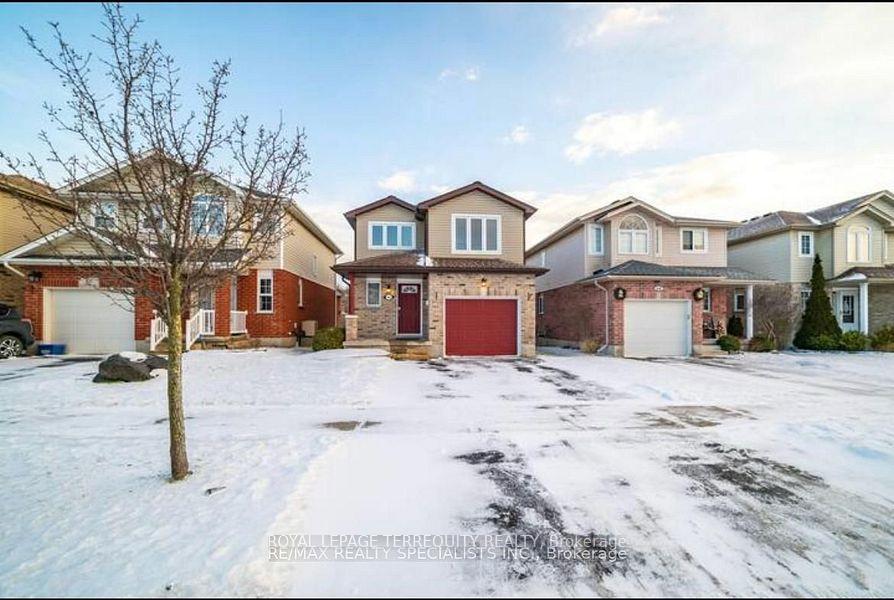 60 Everglade Crescent, Kitchener, ON N2E 3Y6