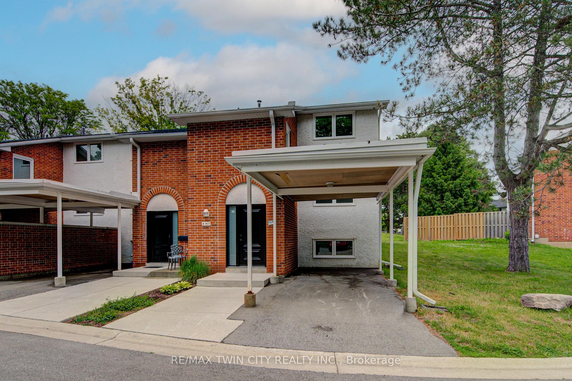 417 Keats Way 4, Waterloo, ON N2L 5S7