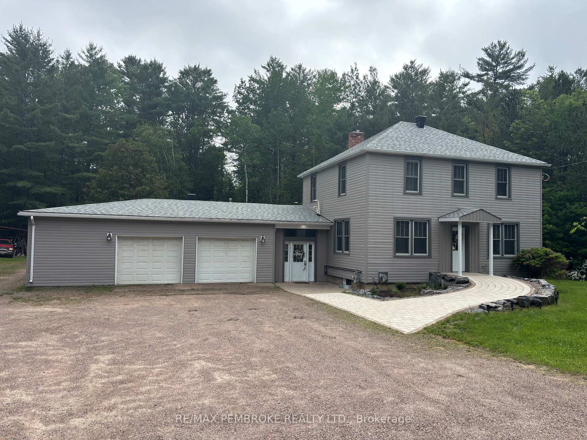 32750 Highway 17 Highway, Deep River, ON K0J 1P0