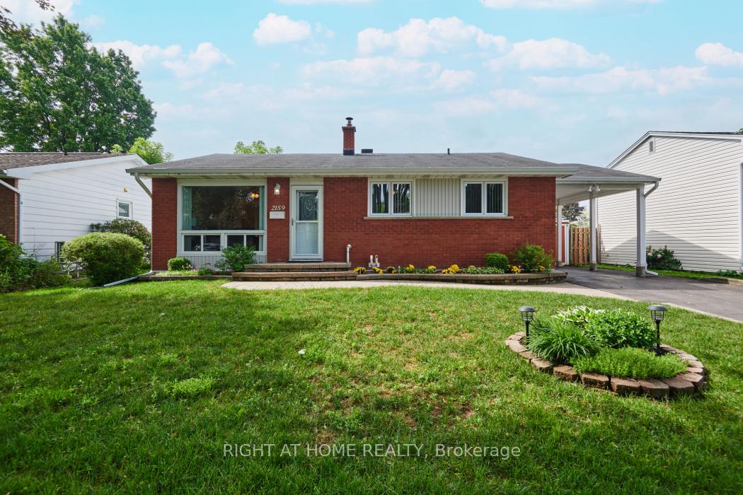 2159 Monson Crescent, Beacon Hill North - South and Area, ON K1J 6A7