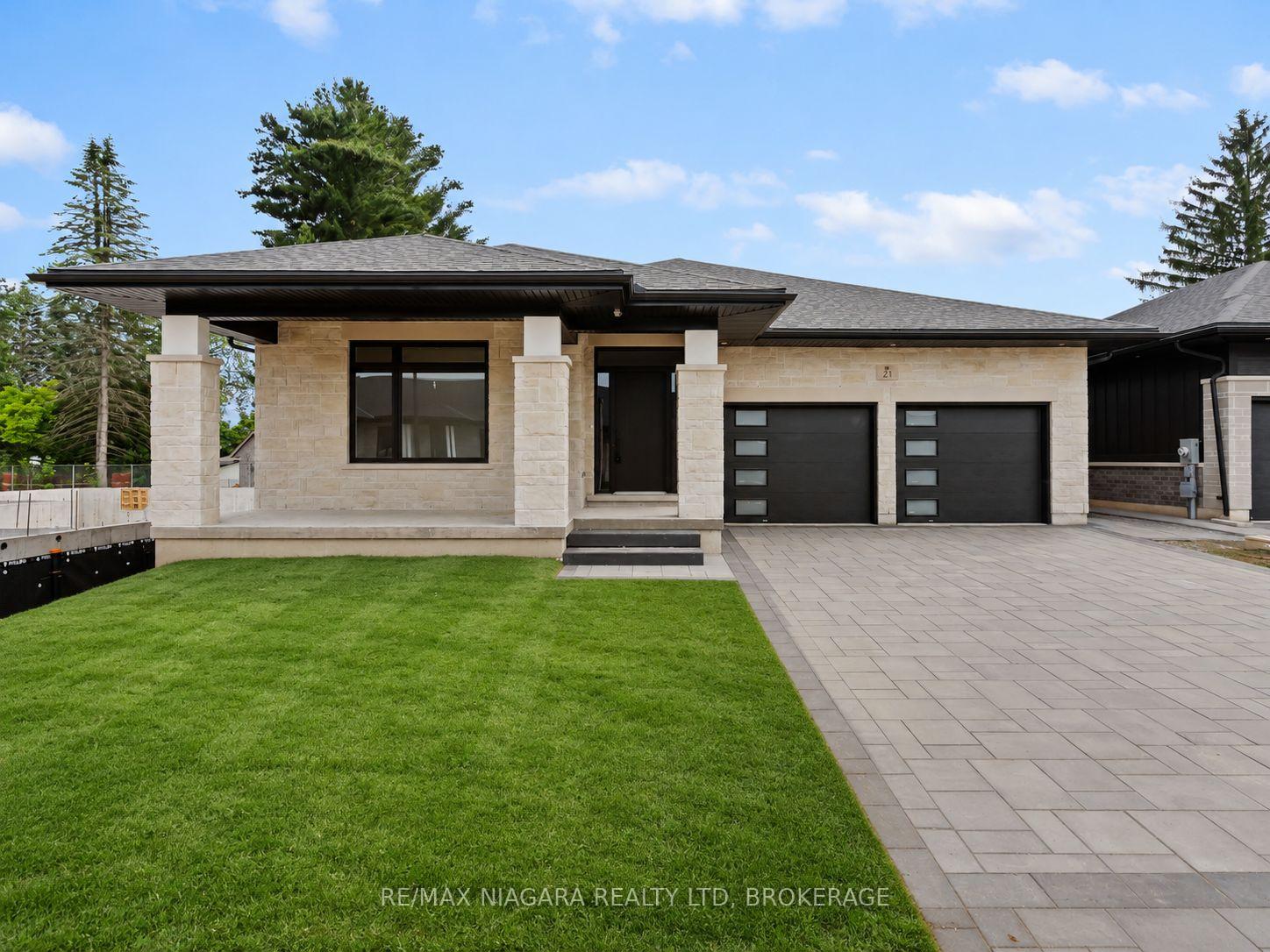 21 Accursi Crescent, Pelham, ON L0S 1E4