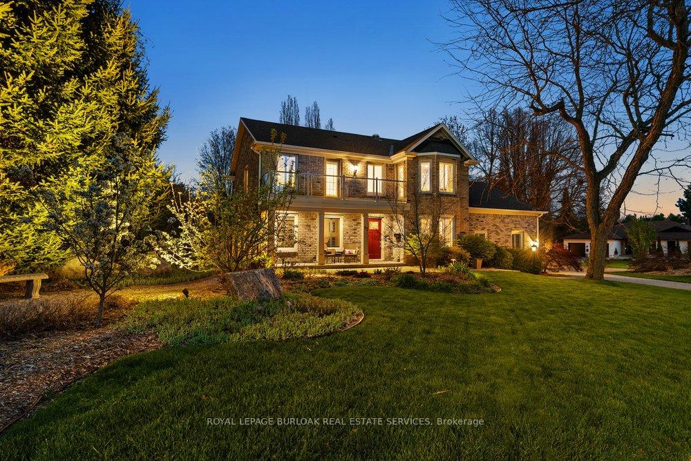 89 Stonegate Drive, Hamilton, ON L9G 3P4