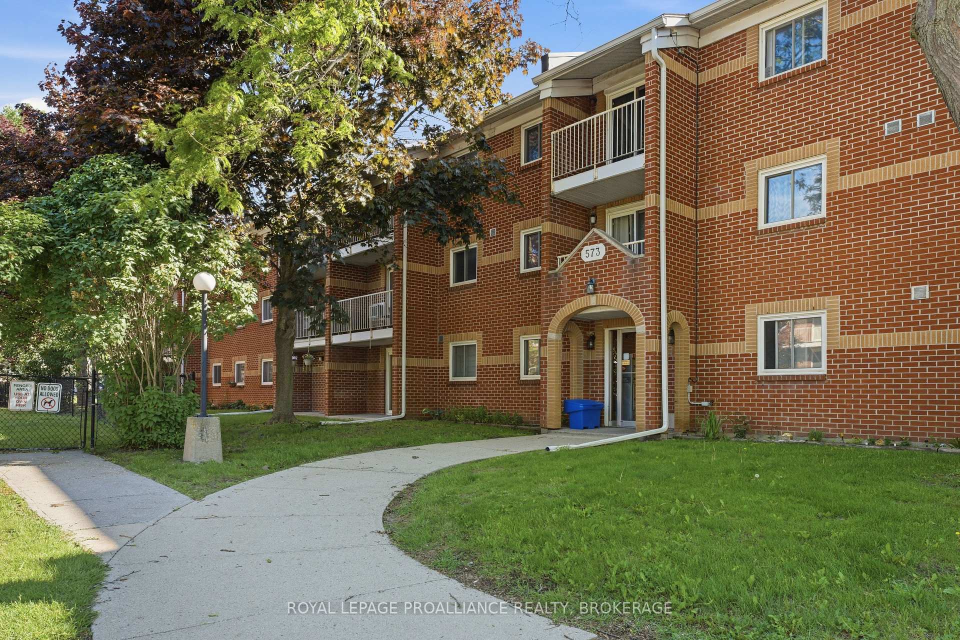 573 Armstrong Road 217, Kingston, ON K7M 8J8