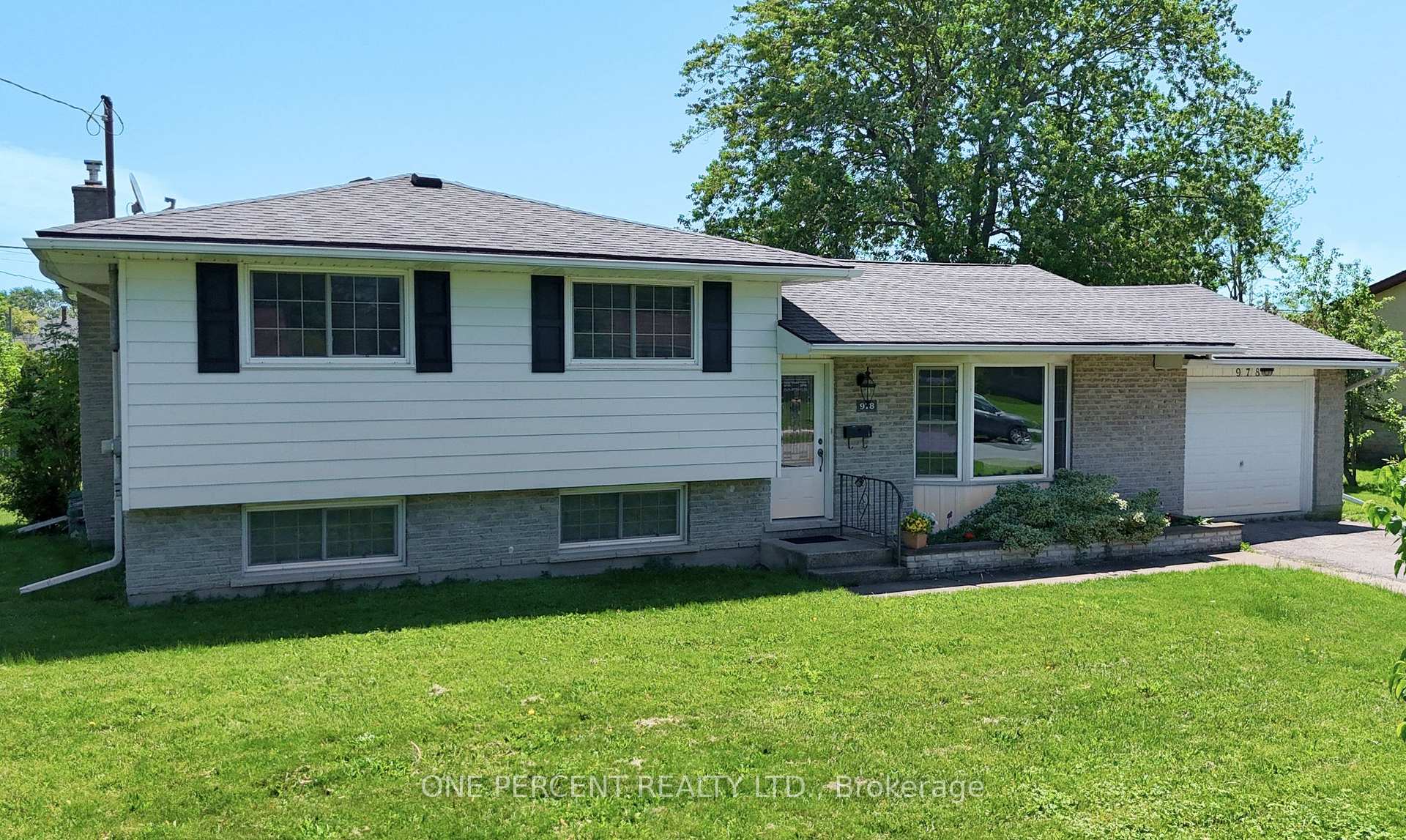 978 Ferndale Avenue, Fort Erie, ON L2A 5S8